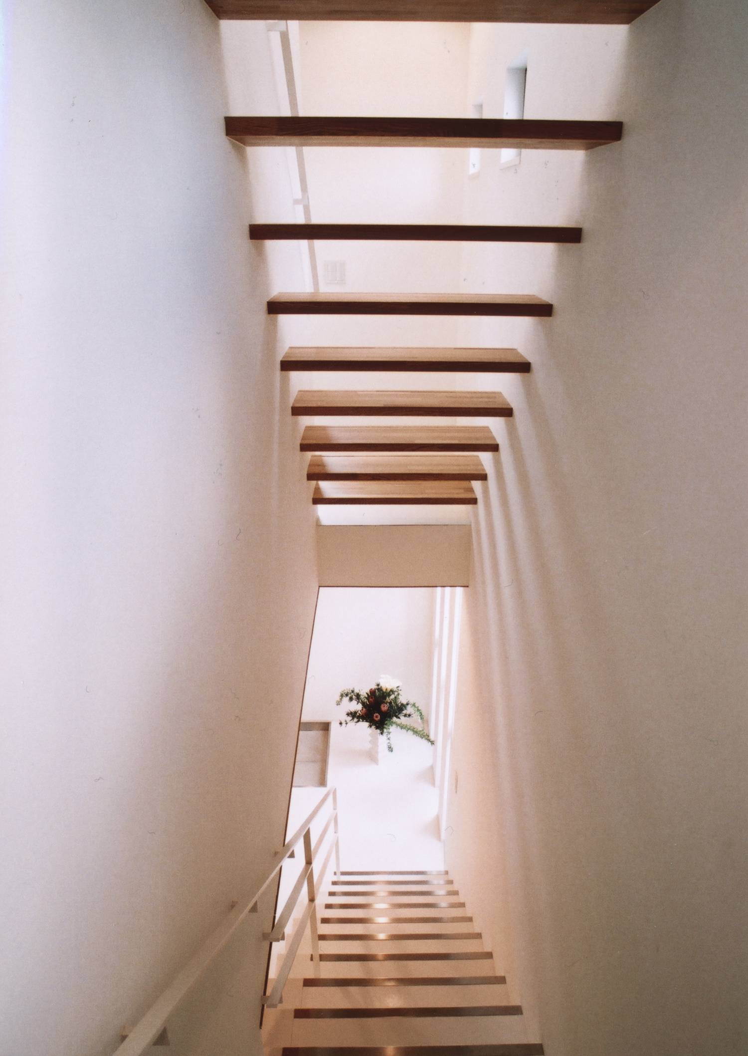 注文住宅・デザイン住宅建築実例_階段