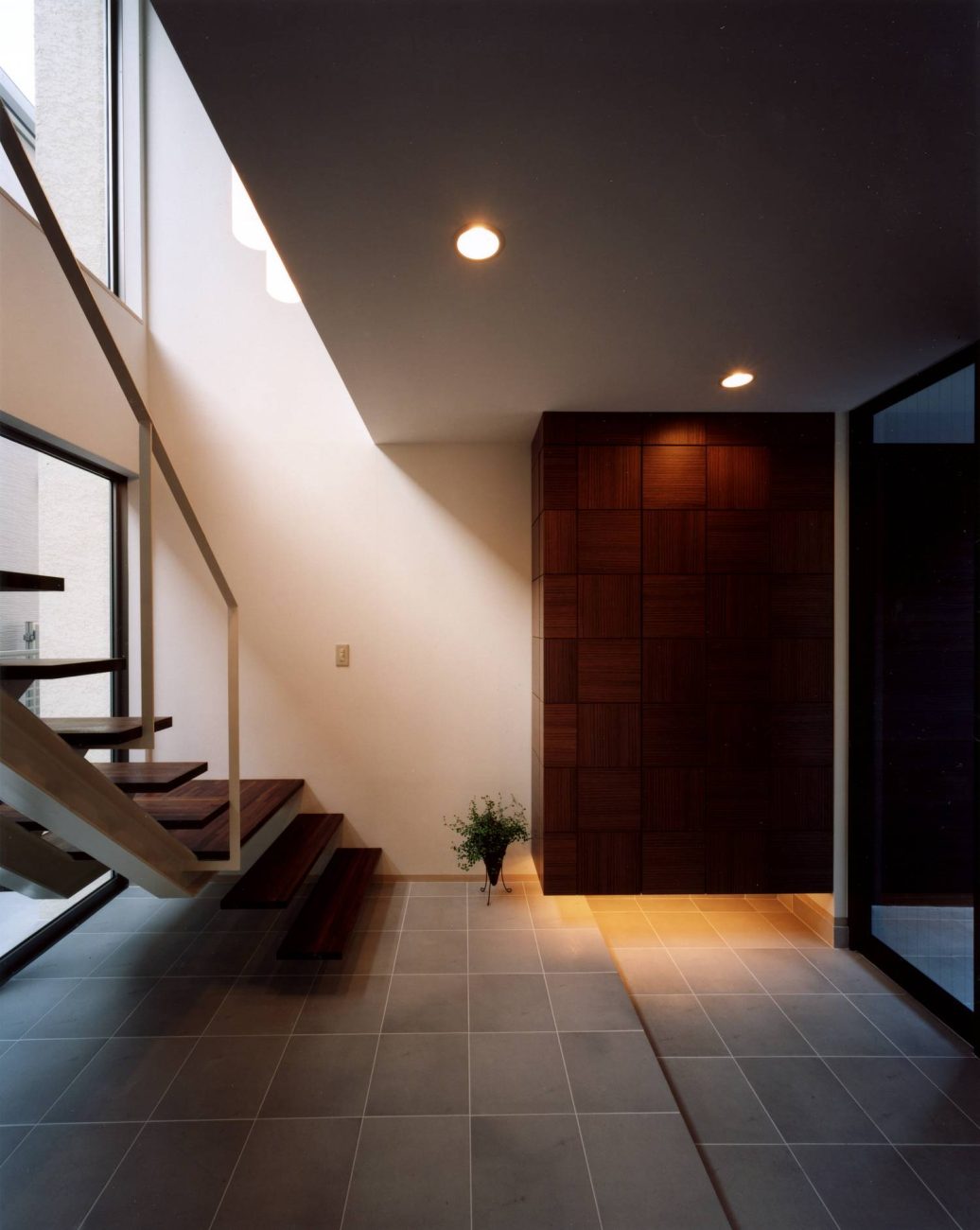 注文住宅・デザイン住宅建築実例_玄関