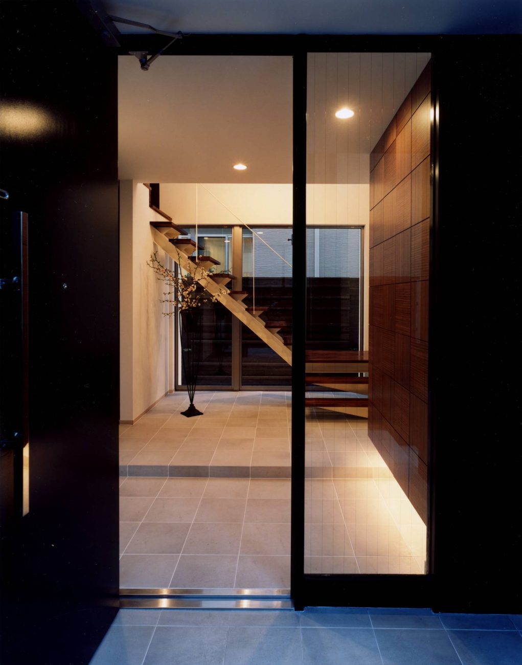 注文住宅・デザイン住宅建築実例_玄関