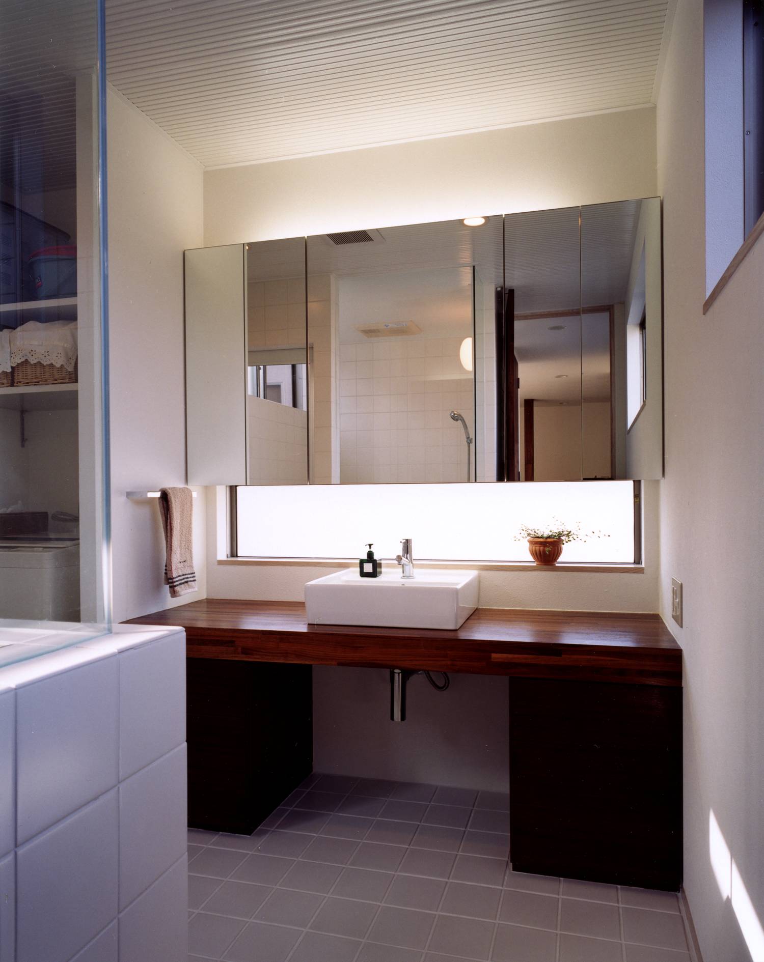 注文住宅・デザイン住宅建築実例_浴室・洗面所