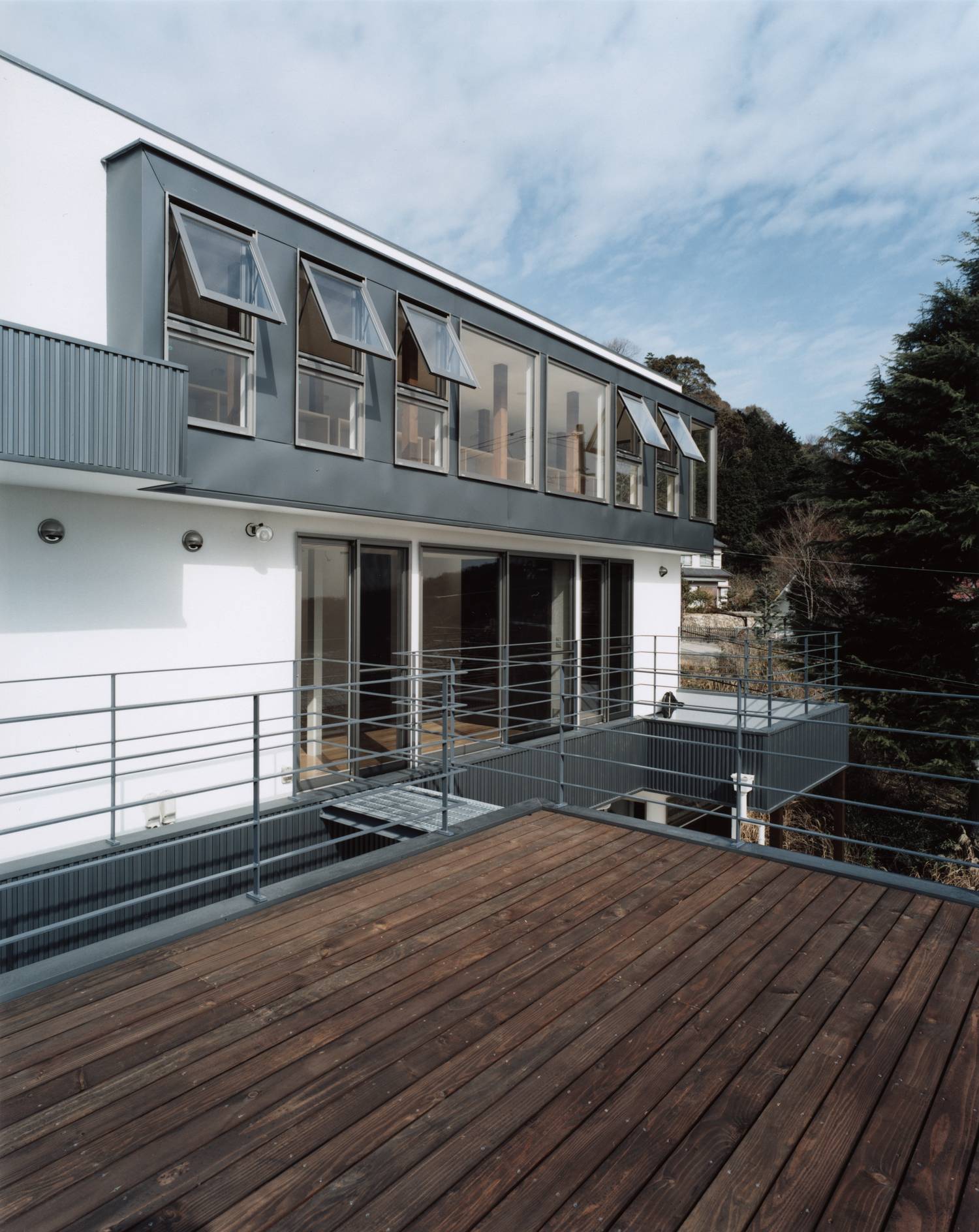 注文住宅・デザイン住宅建築実例_テラス・バルコニー