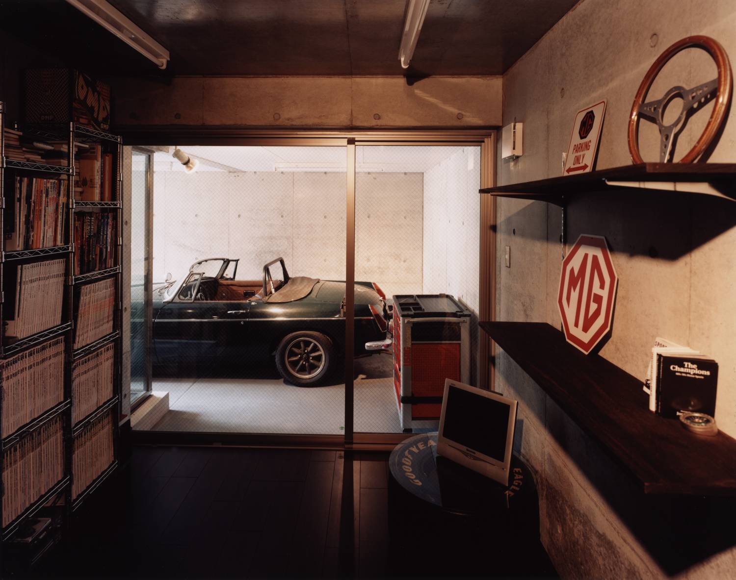 注文住宅・デザイン住宅建築実例_ガレージ