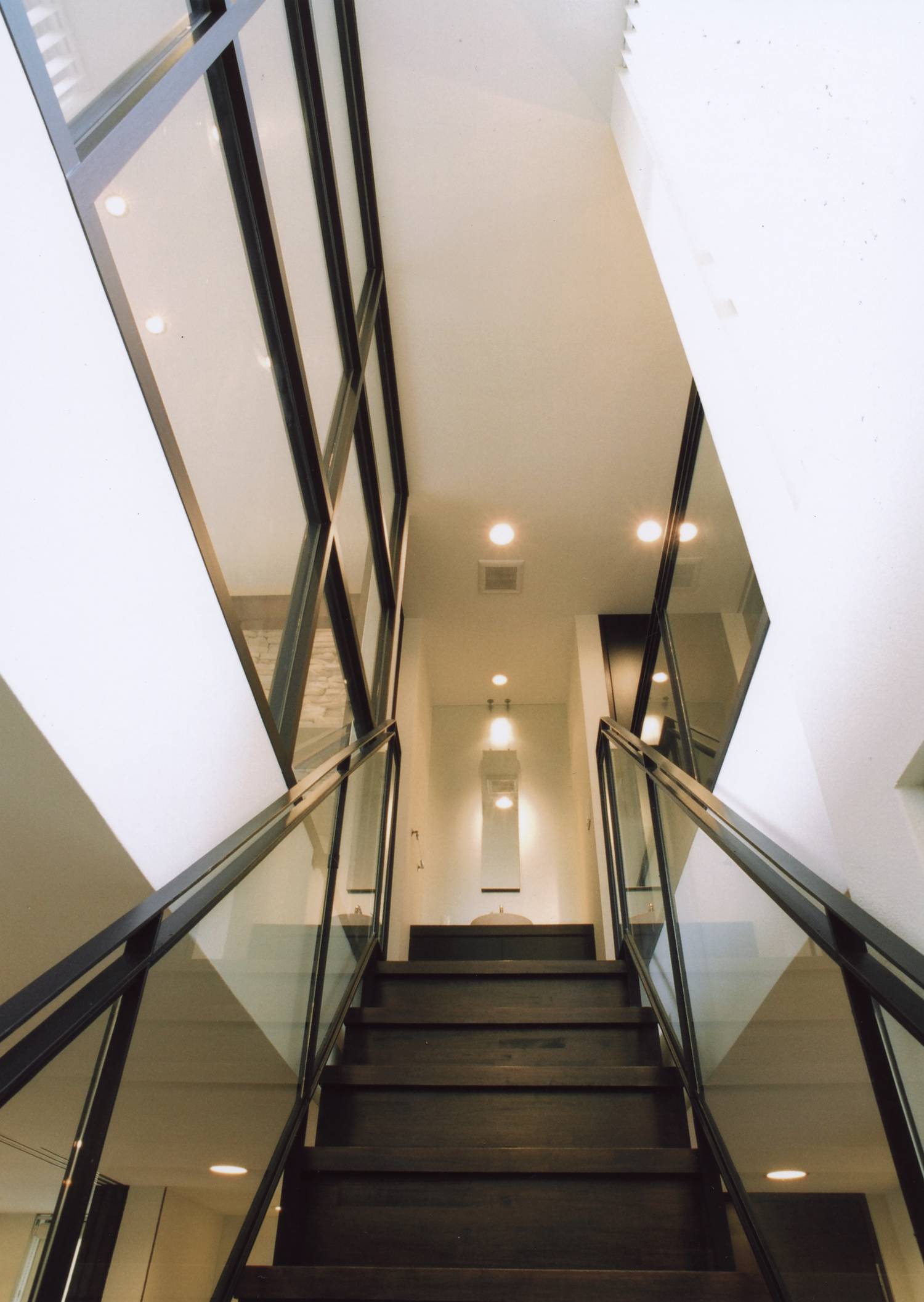 注文住宅・デザイン住宅建築実例_階段