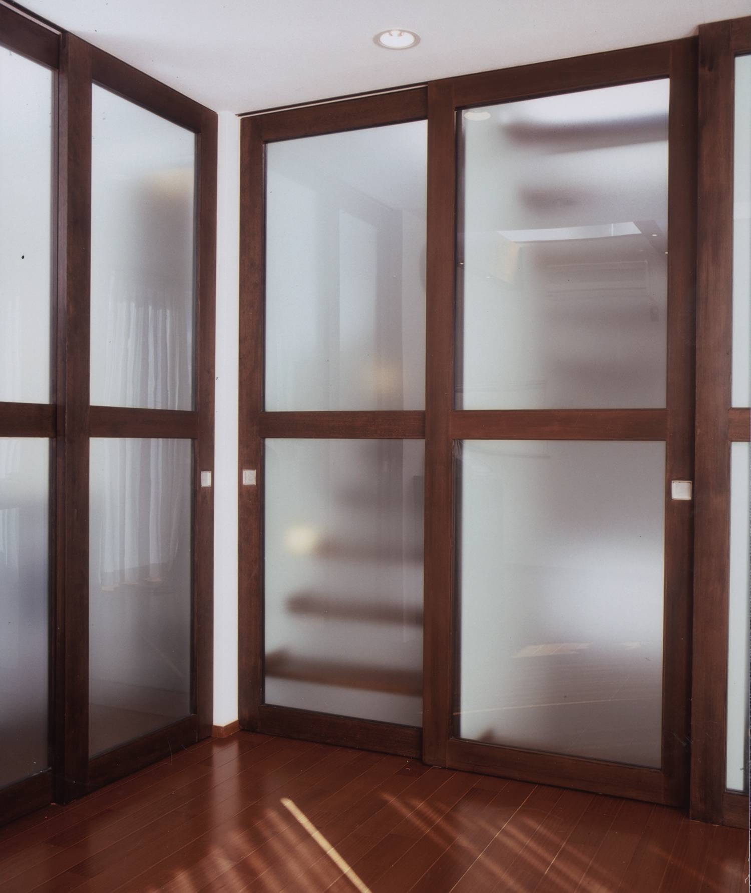 注文住宅・デザイン住宅建築実例_階段