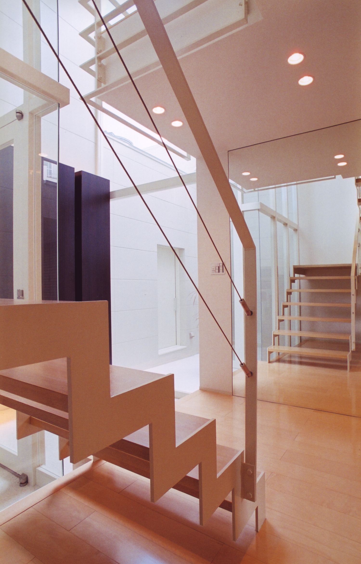 注文住宅・デザイン住宅建築実例_階段