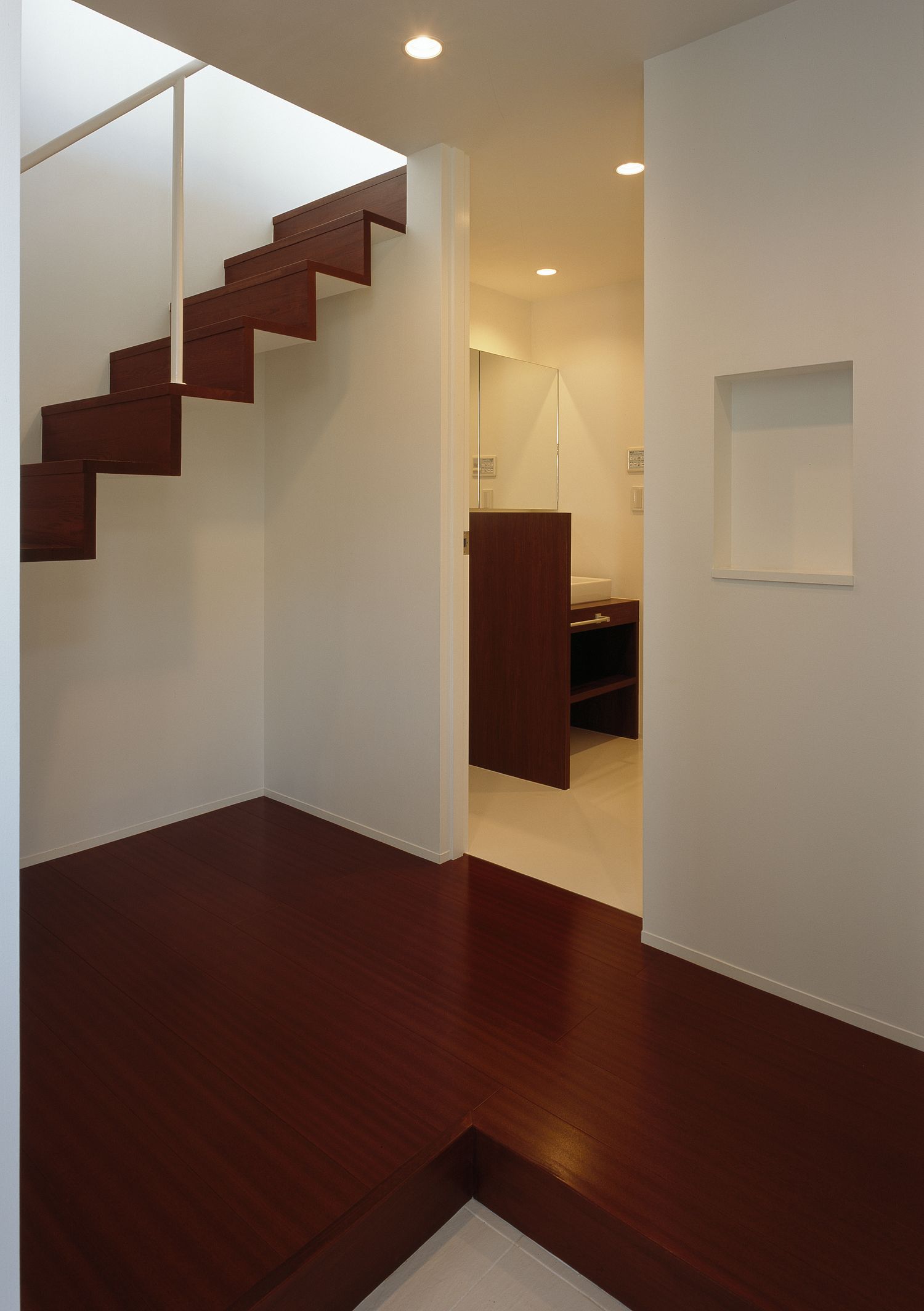 注文住宅・デザイン住宅建築実例_玄関