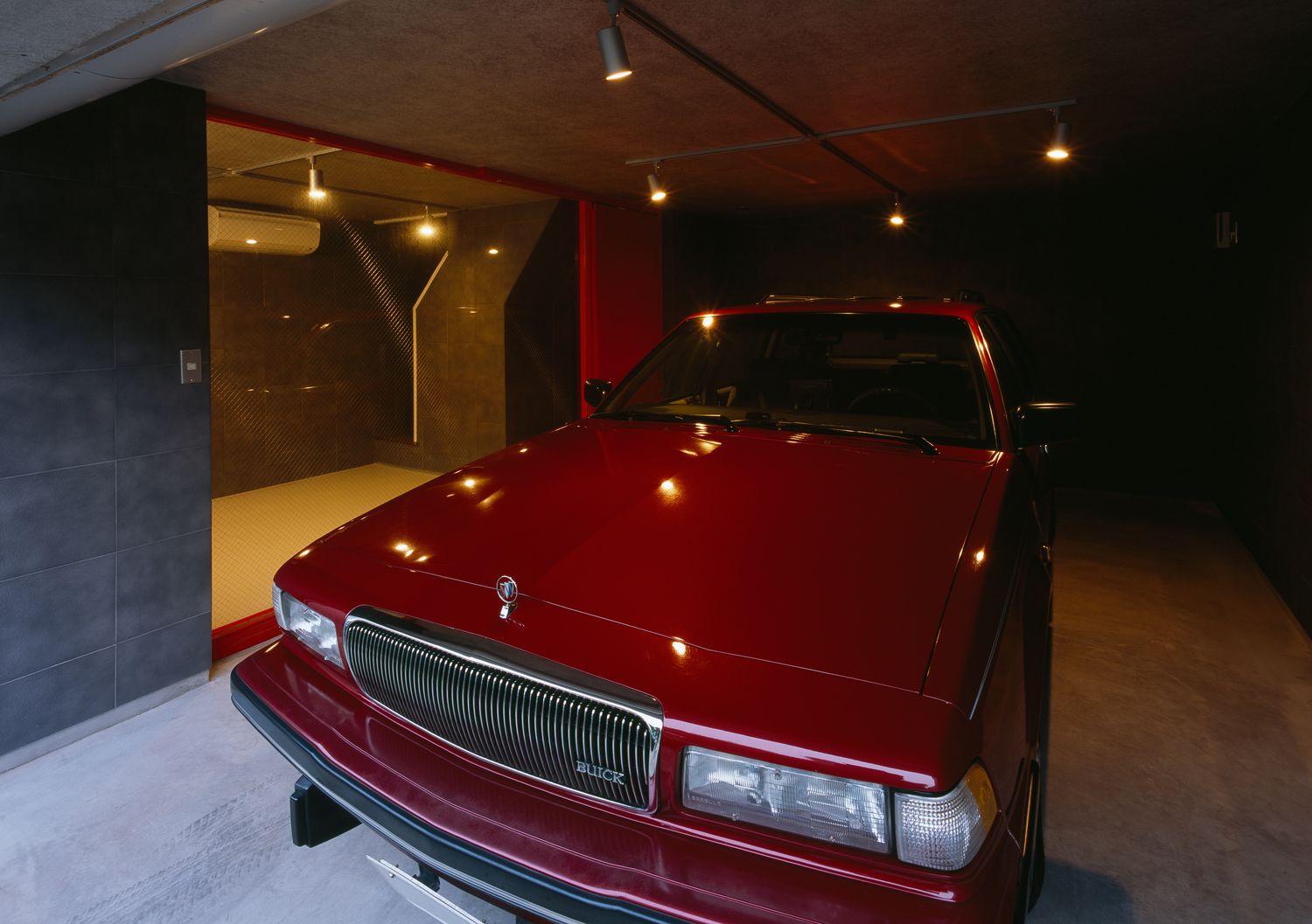 注文住宅・デザイン住宅建築実例_ガレージ