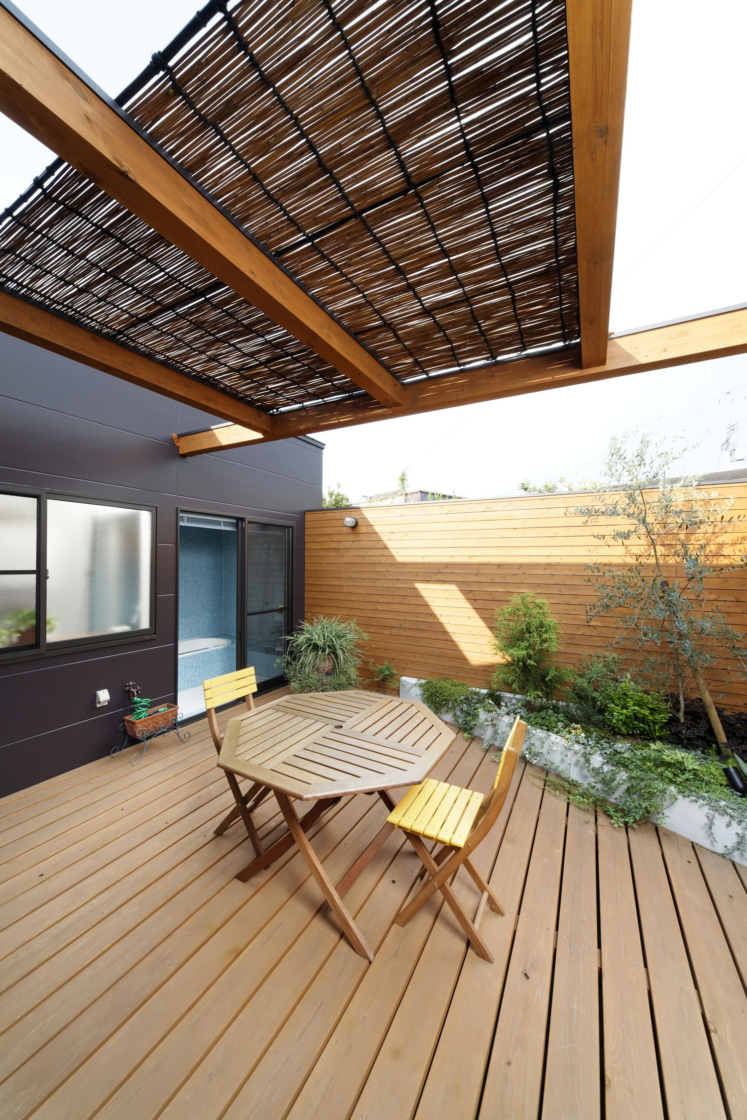 注文住宅・デザイン住宅建築実例_テラス・バルコニー