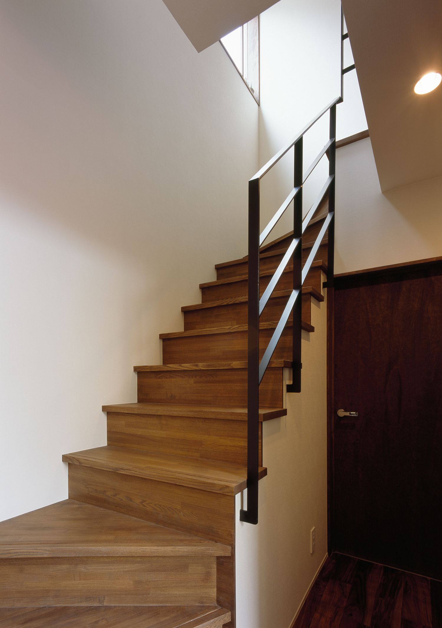 注文住宅・デザイン住宅建築実例_階段