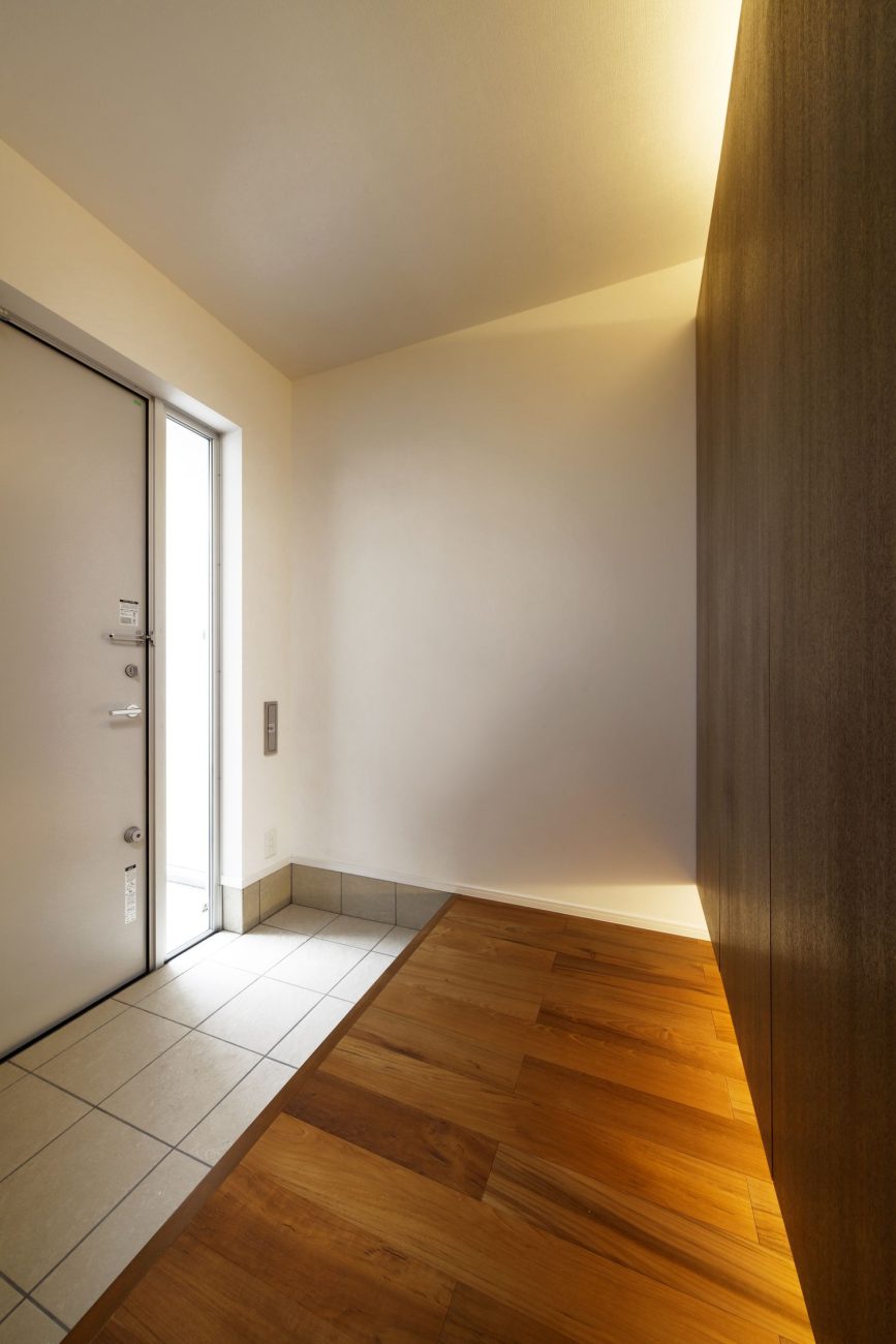 注文住宅・デザイン住宅建築実例_玄関