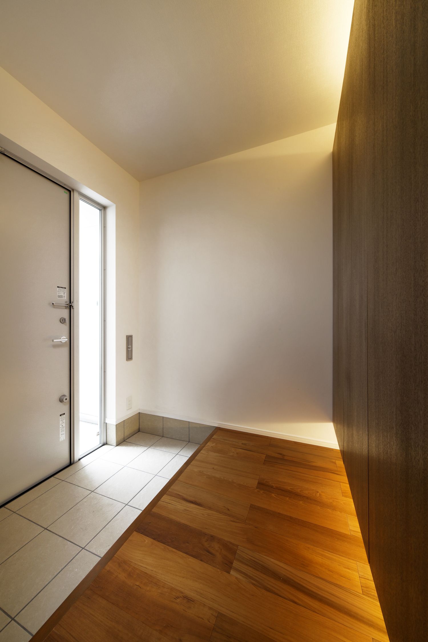 注文住宅・デザイン住宅建築実例_玄関