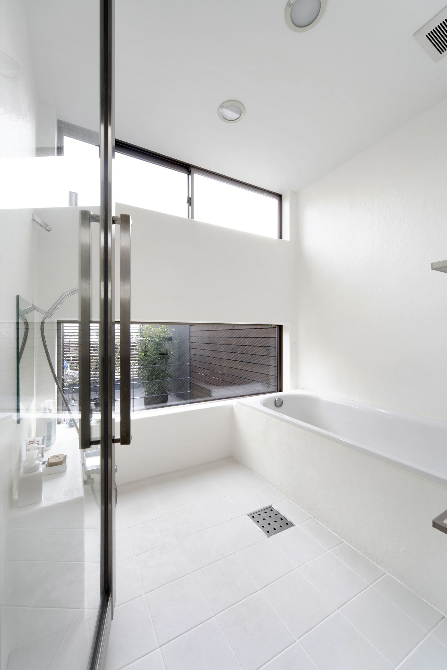 注文住宅・デザイン住宅建築実例_浴室・洗面所