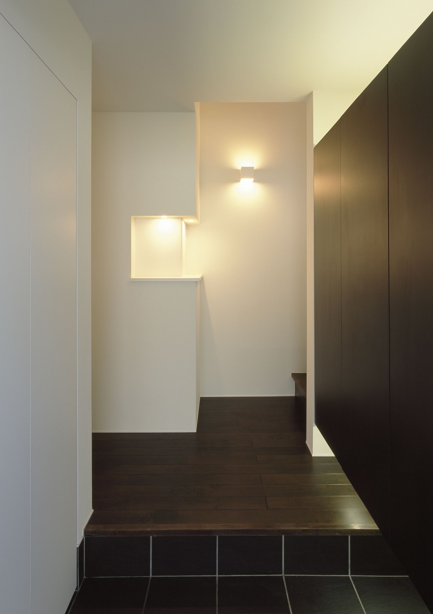 注文住宅・デザイン住宅建築実例_玄関