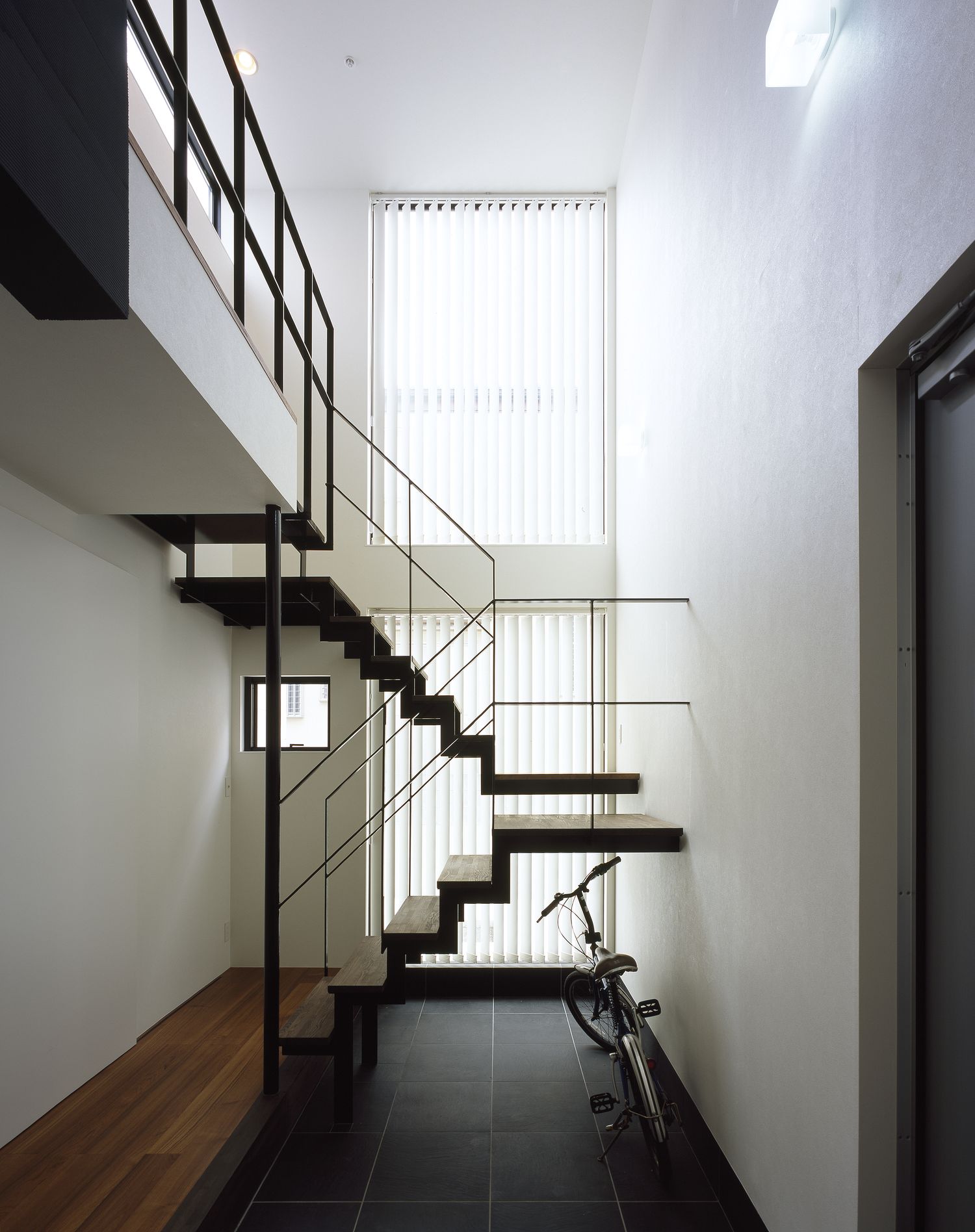 注文住宅・デザイン住宅建築実例_玄関