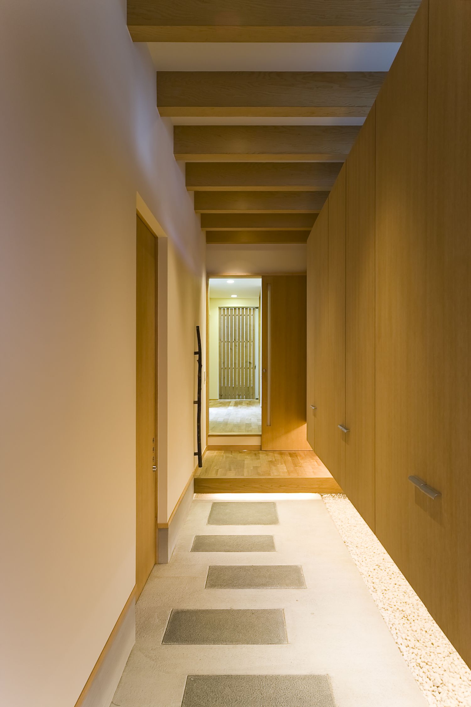 注文住宅・デザイン住宅建築実例_玄関