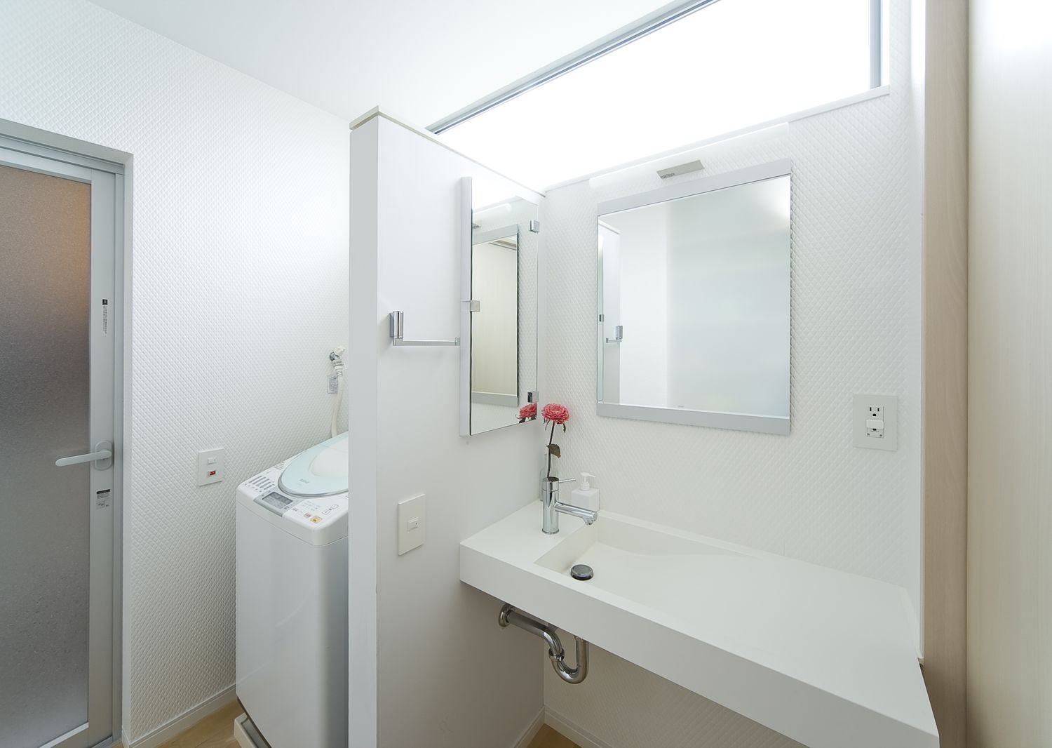 注文住宅・デザイン住宅建築実例_浴室・洗面所