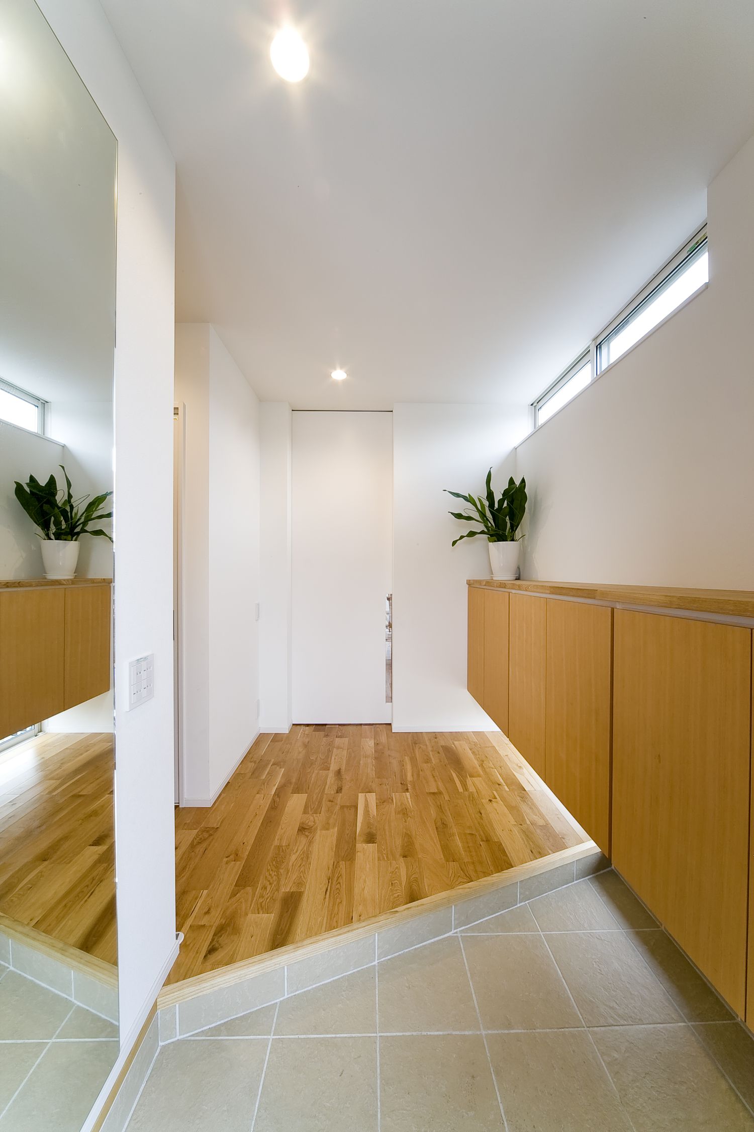 注文住宅・デザイン住宅建築実例_玄関