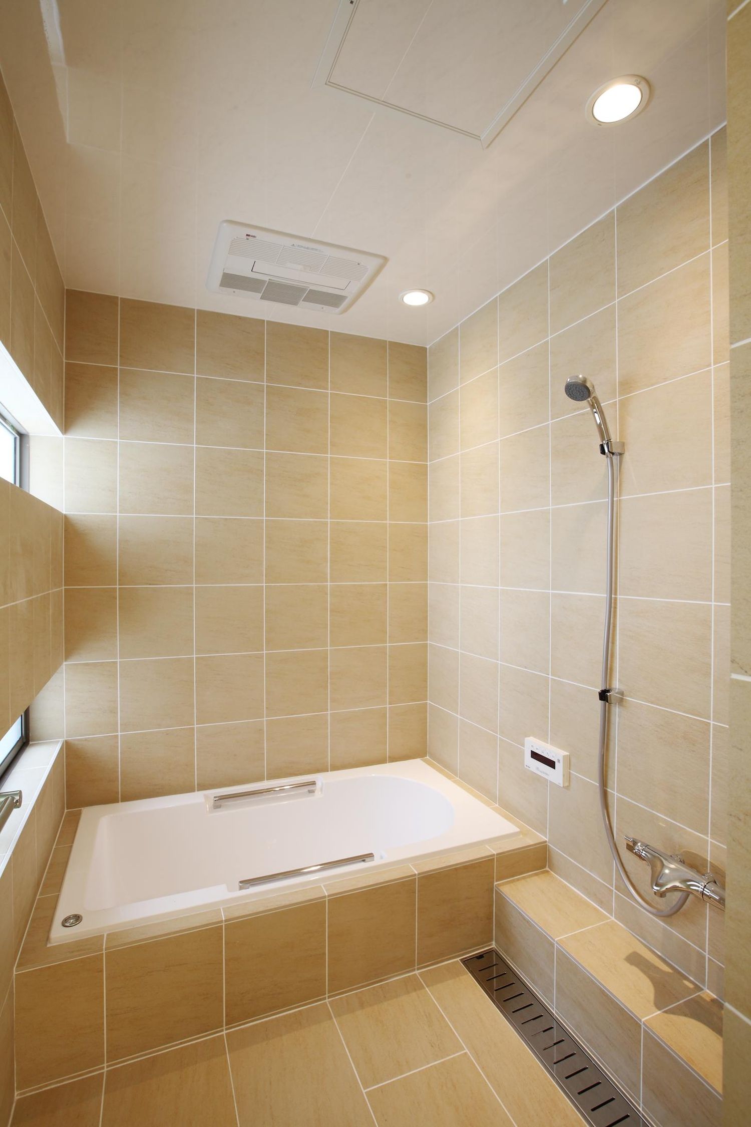 注文住宅・デザイン住宅建築実例_浴室・洗面所