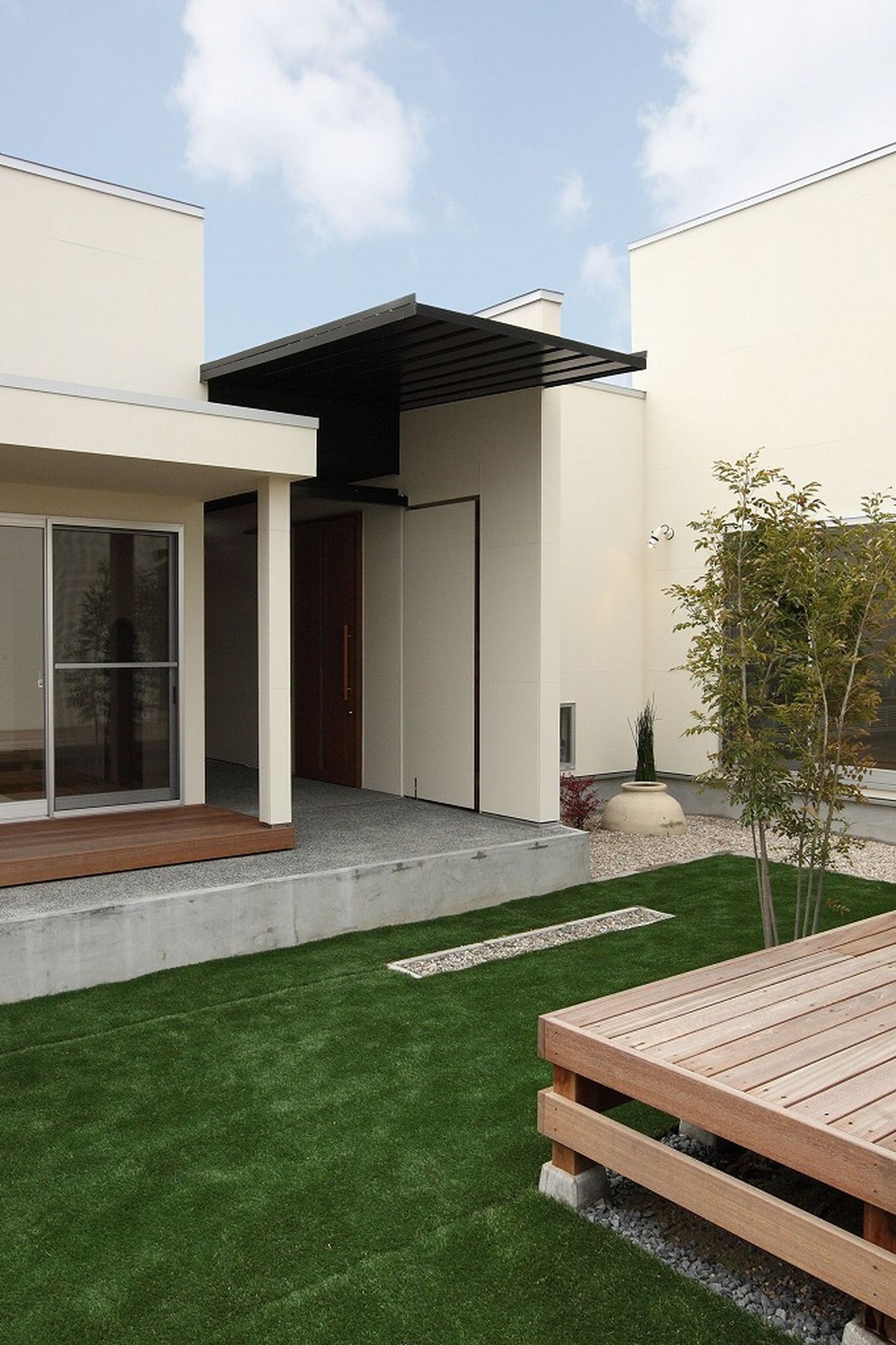 注文住宅・デザイン住宅建築実例_中庭