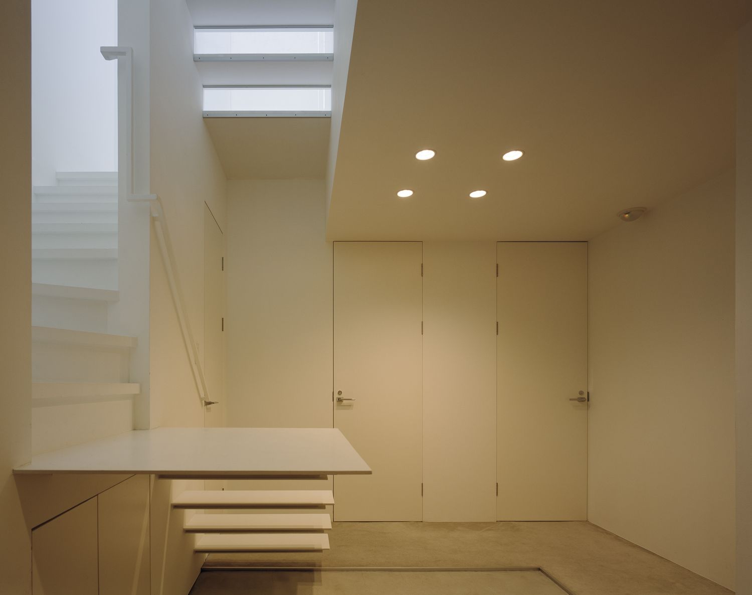 注文住宅・デザイン住宅建築実例_玄関