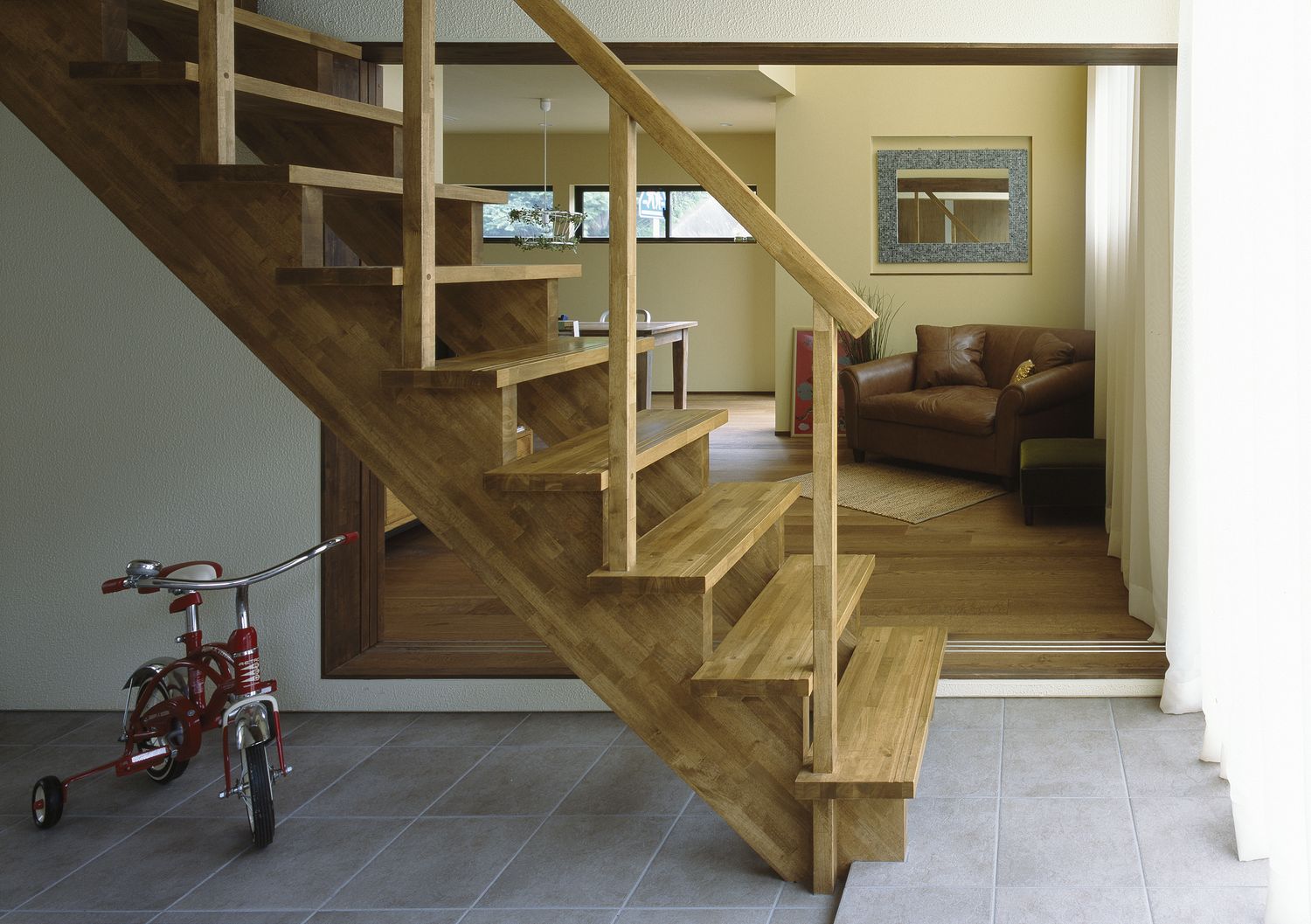 注文住宅・デザイン住宅建築実例_階段