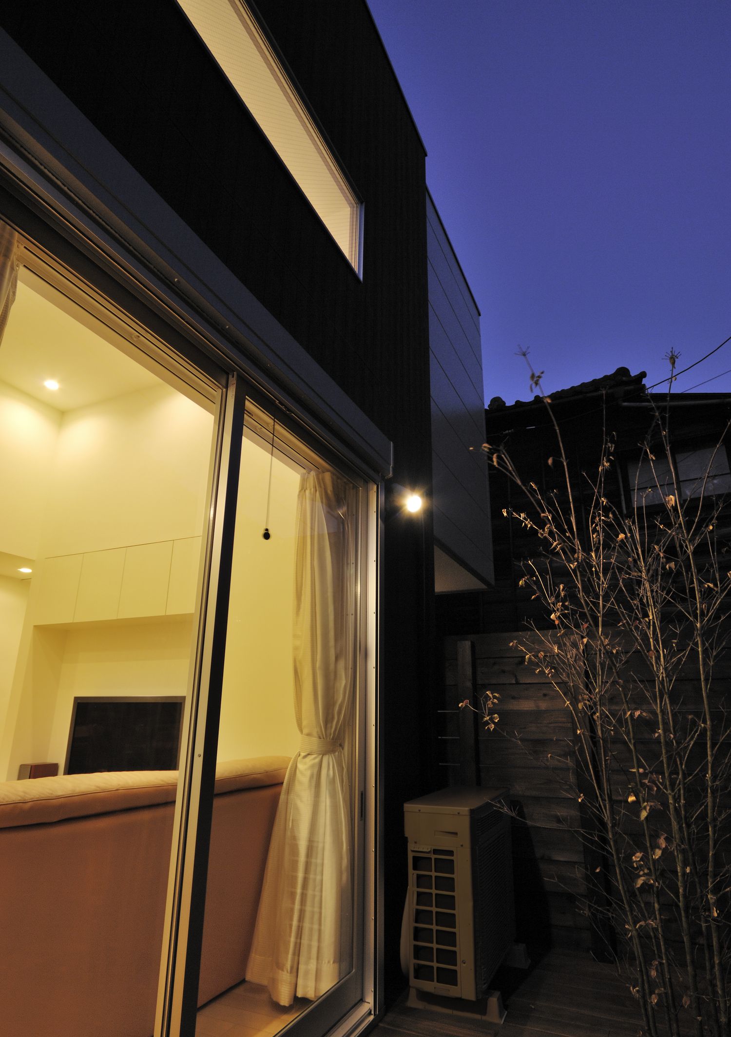 注文住宅・デザイン住宅建築実例_テラス・バルコニー