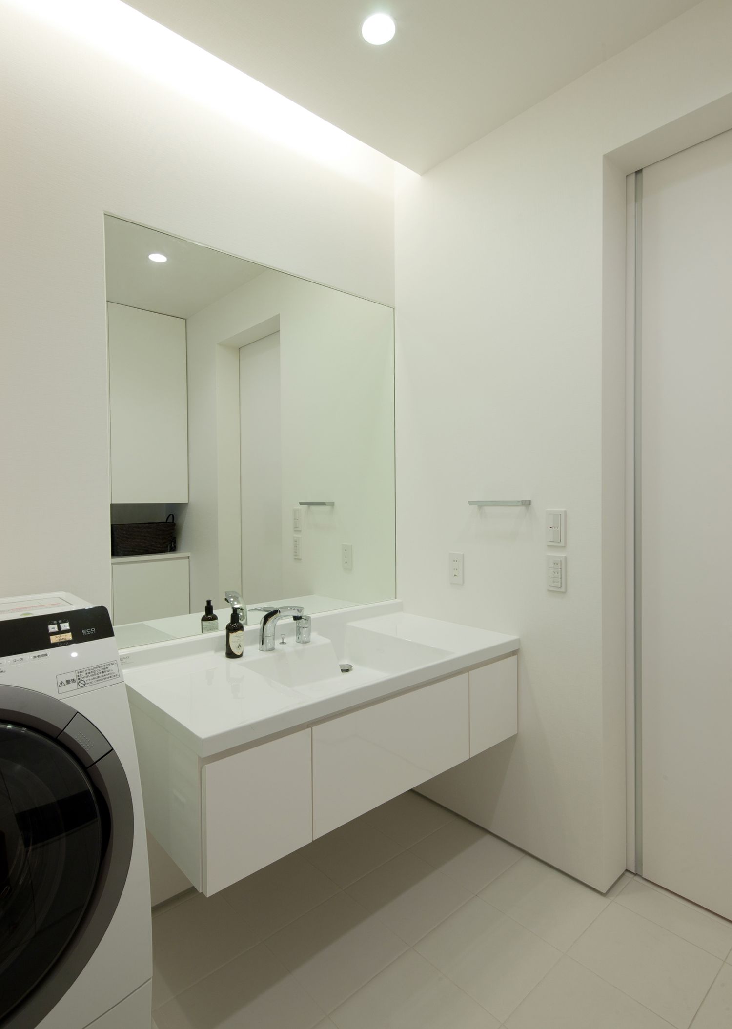 注文住宅・デザイン住宅建築実例_浴室・洗面所