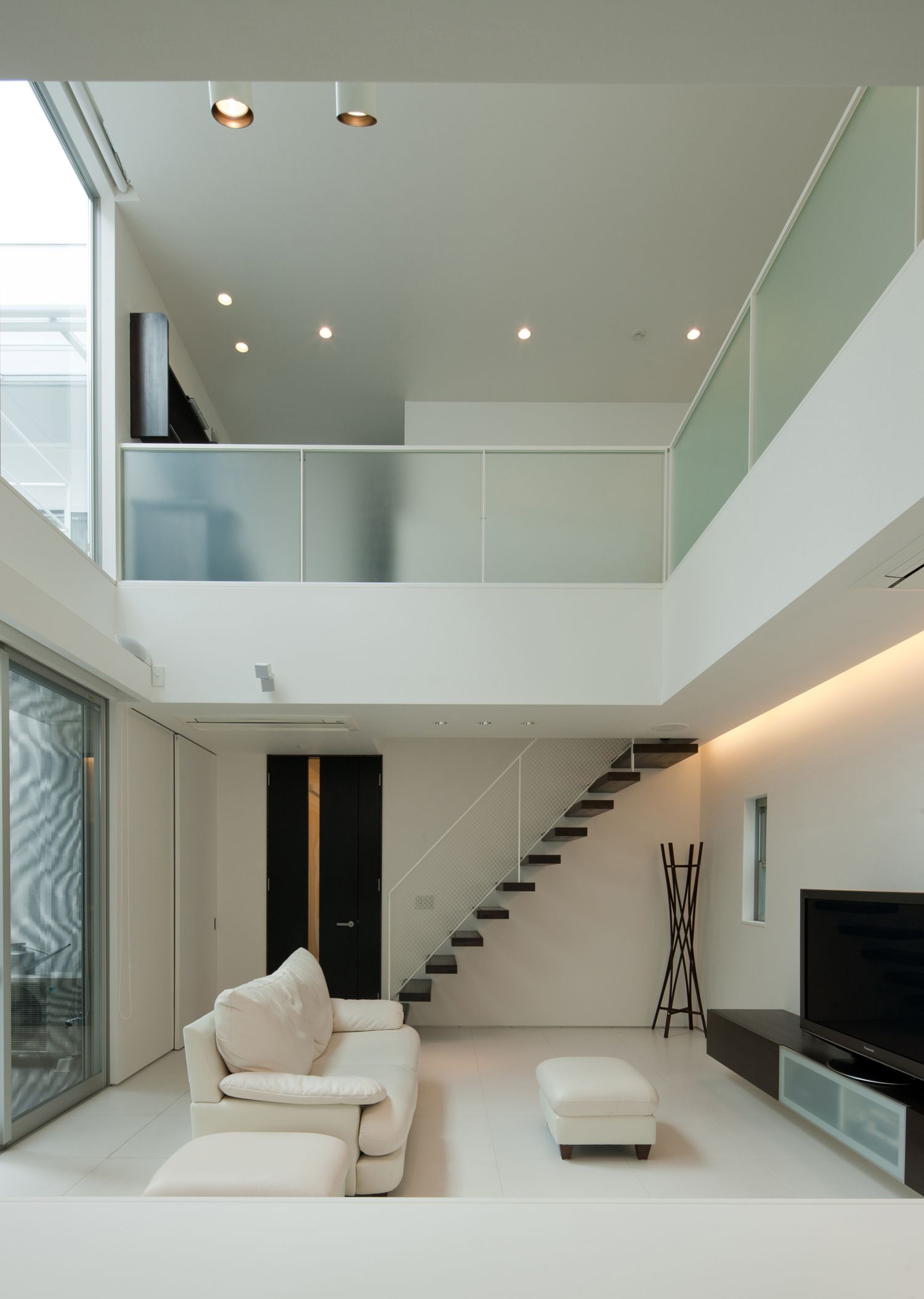 注文住宅・デザイン住宅建築実例_階段