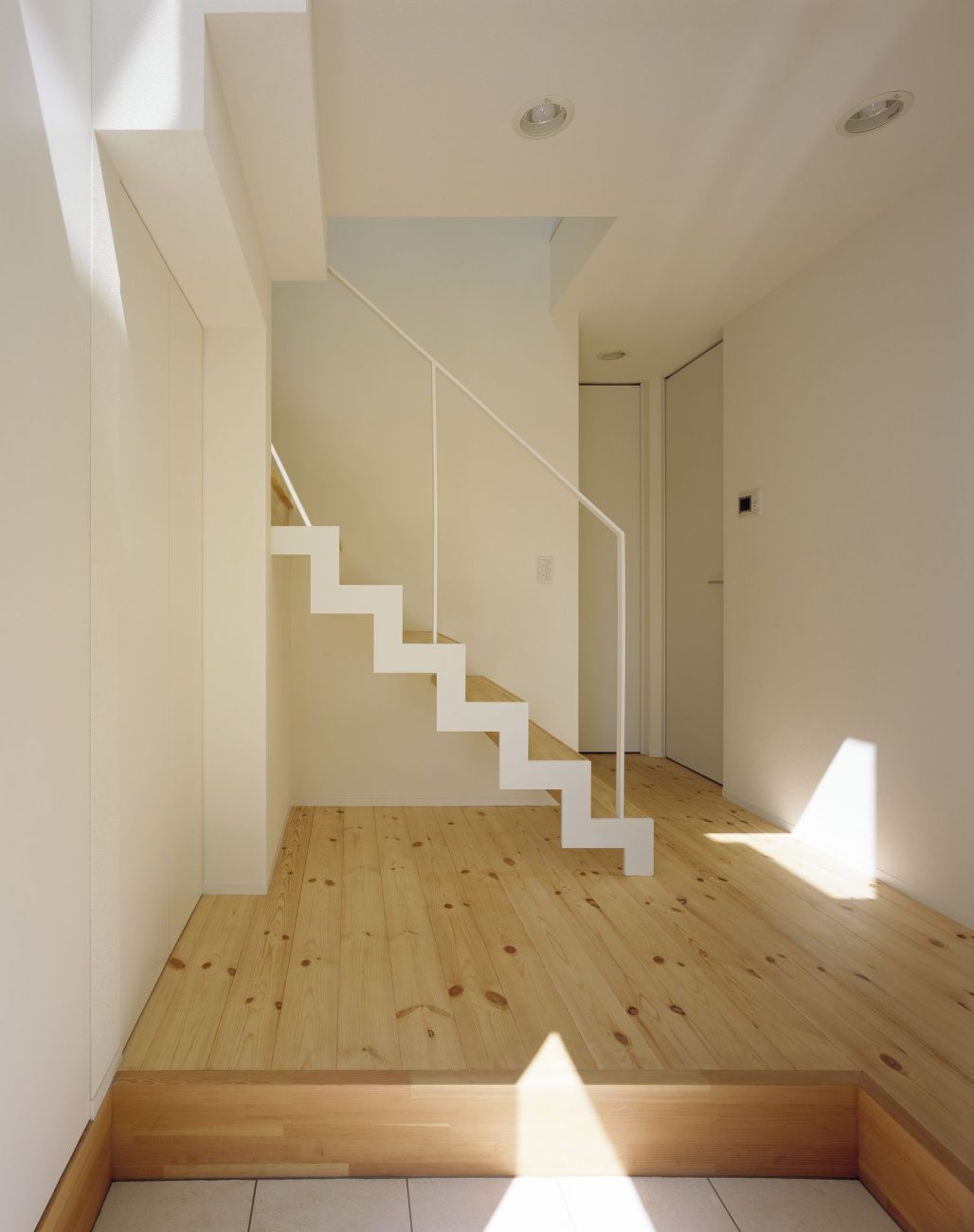 注文住宅・デザイン住宅建築実例_玄関