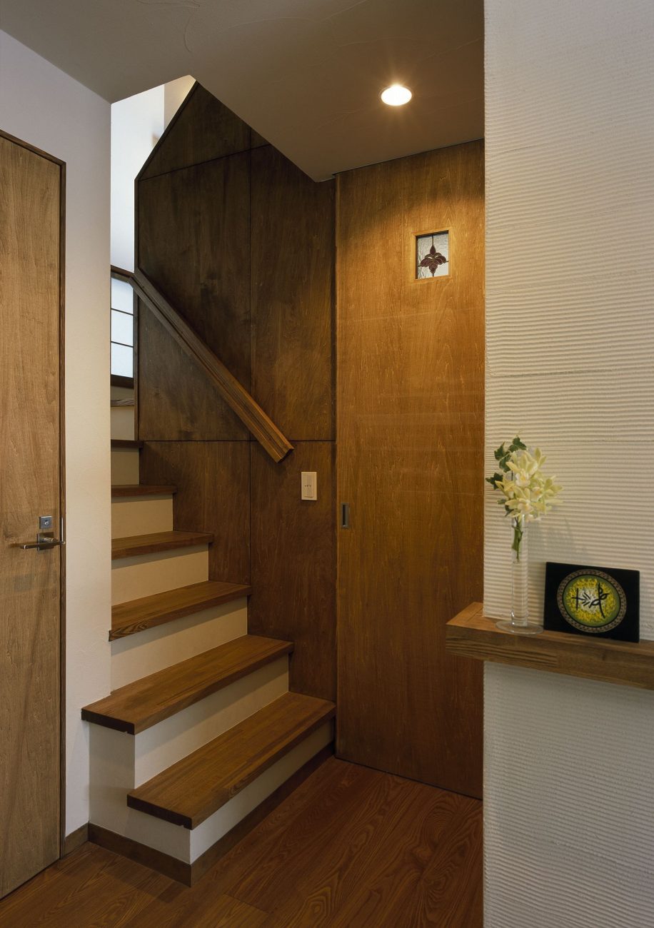 注文住宅・デザイン住宅建築実例_階段