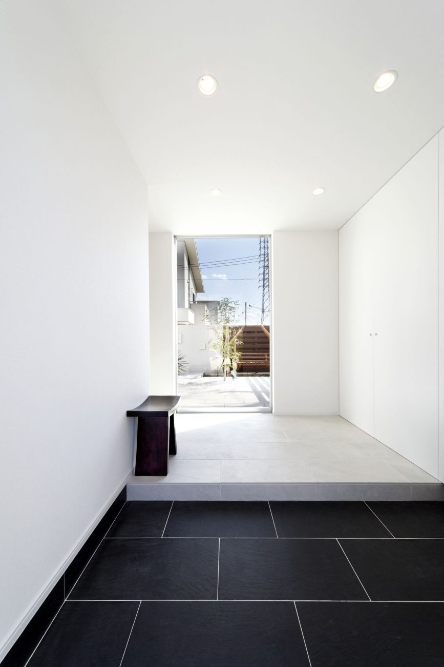 注文住宅・デザイン住宅建築実例_玄関