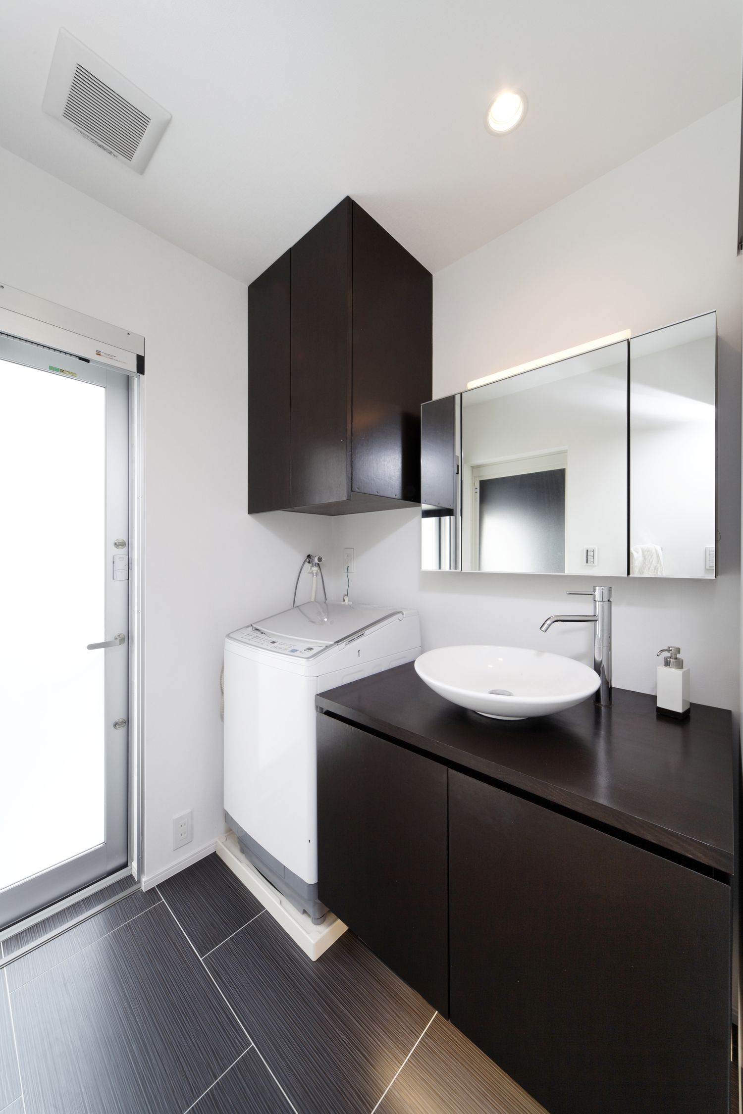 注文住宅・デザイン住宅建築実例_浴室・洗面所