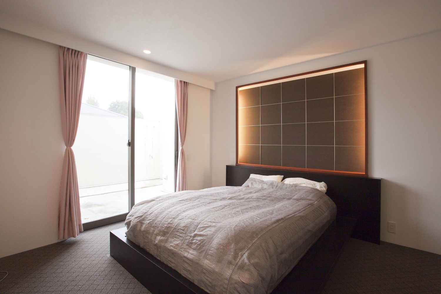 注文住宅・寝室・間接照明がある寝室