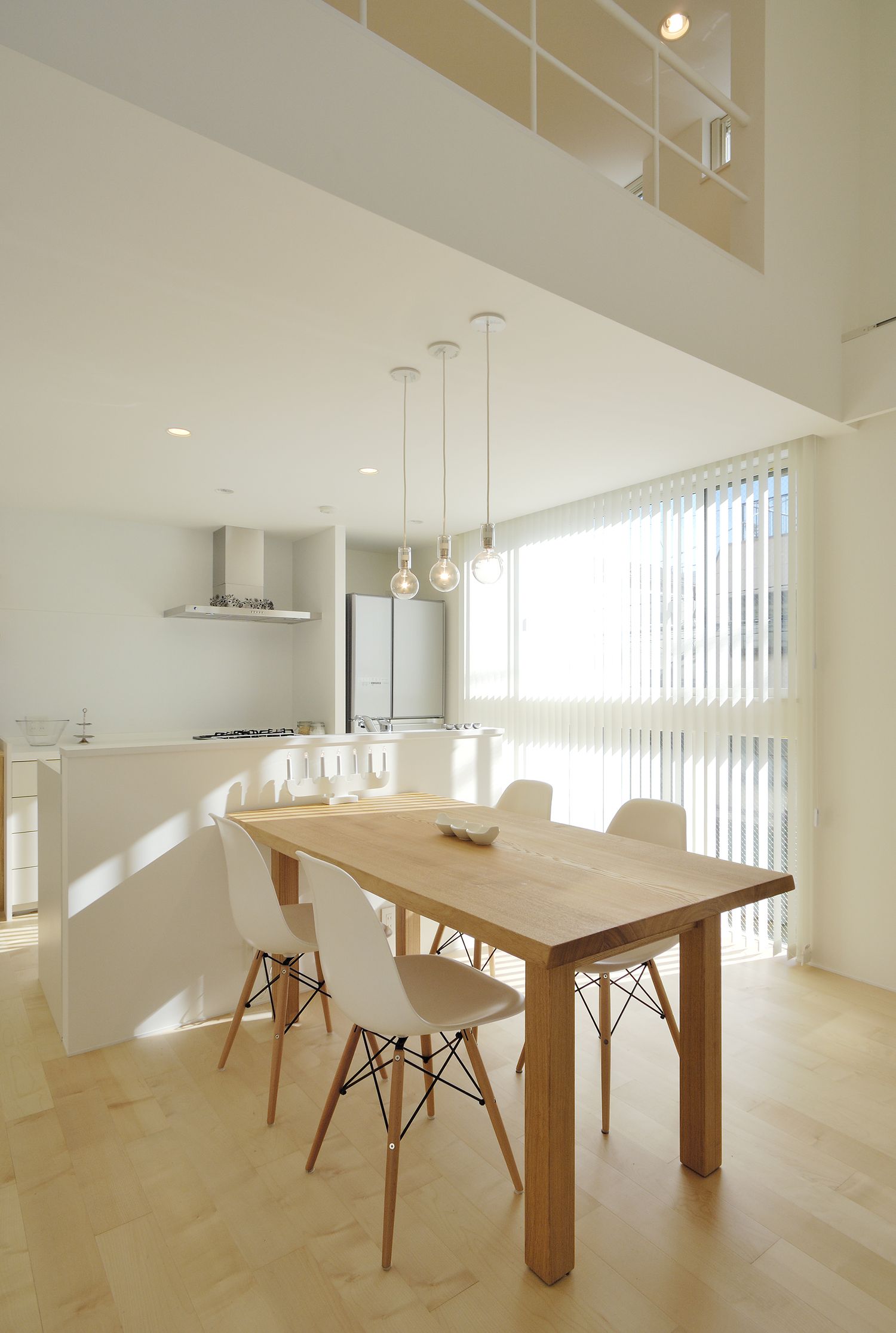注文住宅・ダイニングキッチン・明るいダイニング