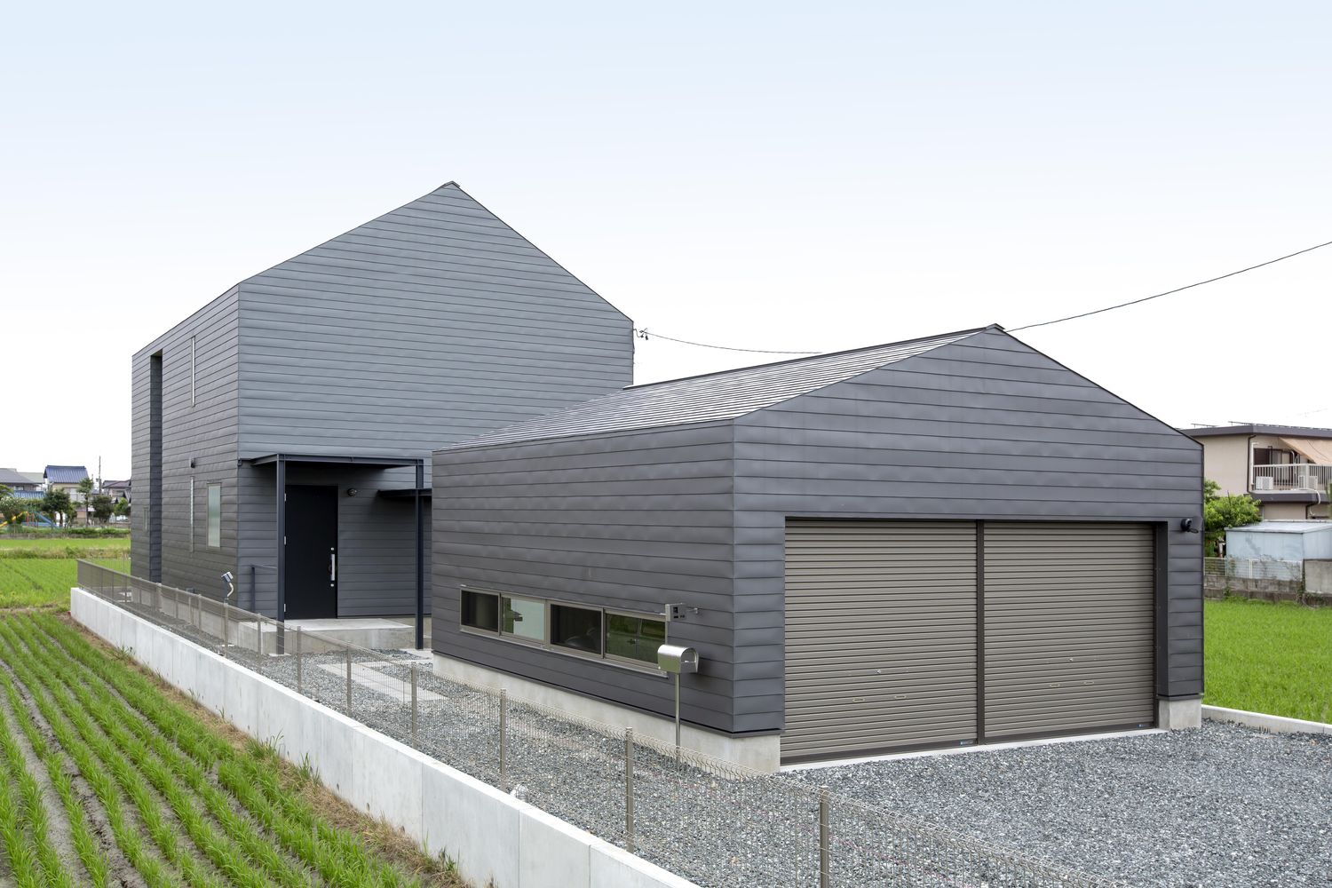 デザイン住宅建築実例_外観・注文住宅『CASE295  THE HOUSE』の建築実例・施⼯例の写真・建物外観全体