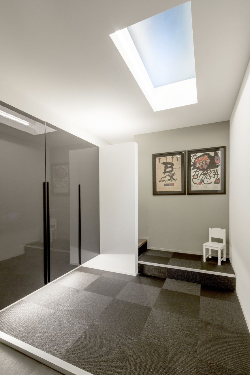 注文住宅・デザイン住宅建築実例_玄関