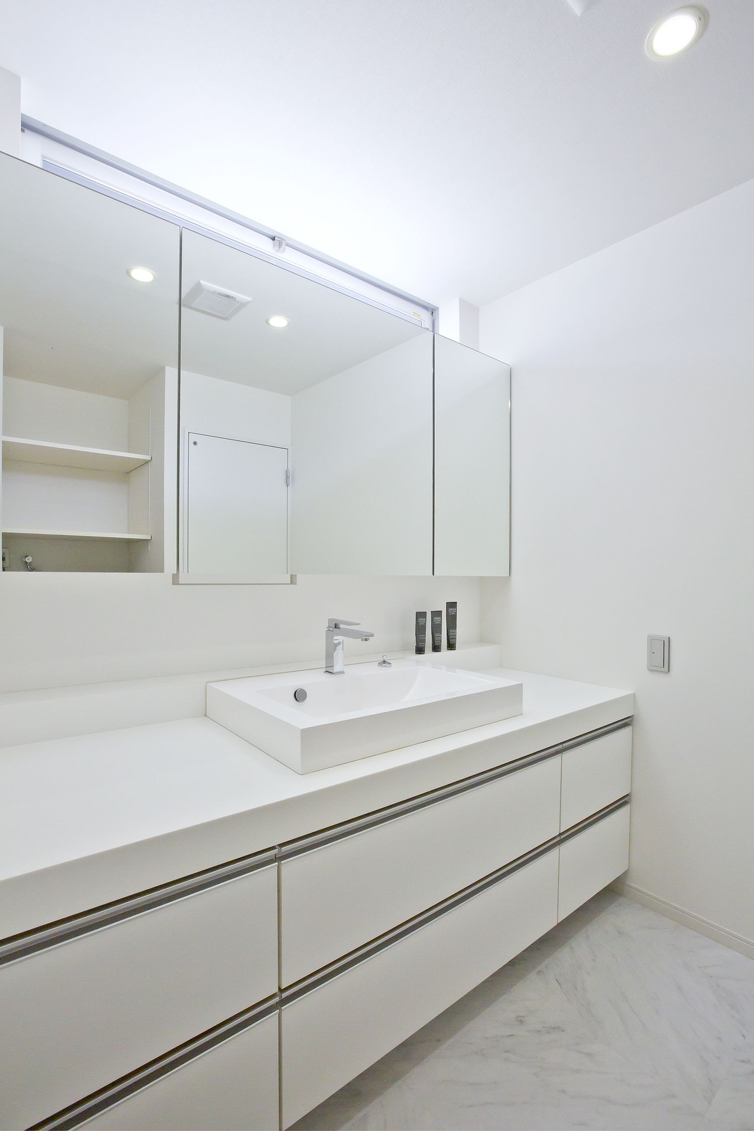 注文住宅・デザイン住宅建築実例_浴室・洗面所