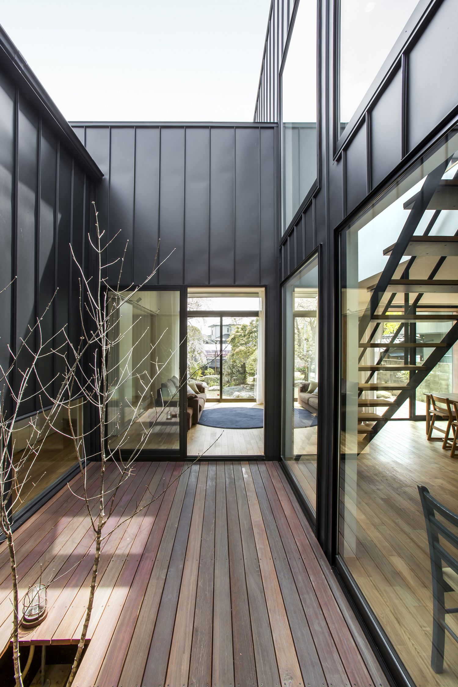 注文住宅・デザイン住宅建築実例_中庭