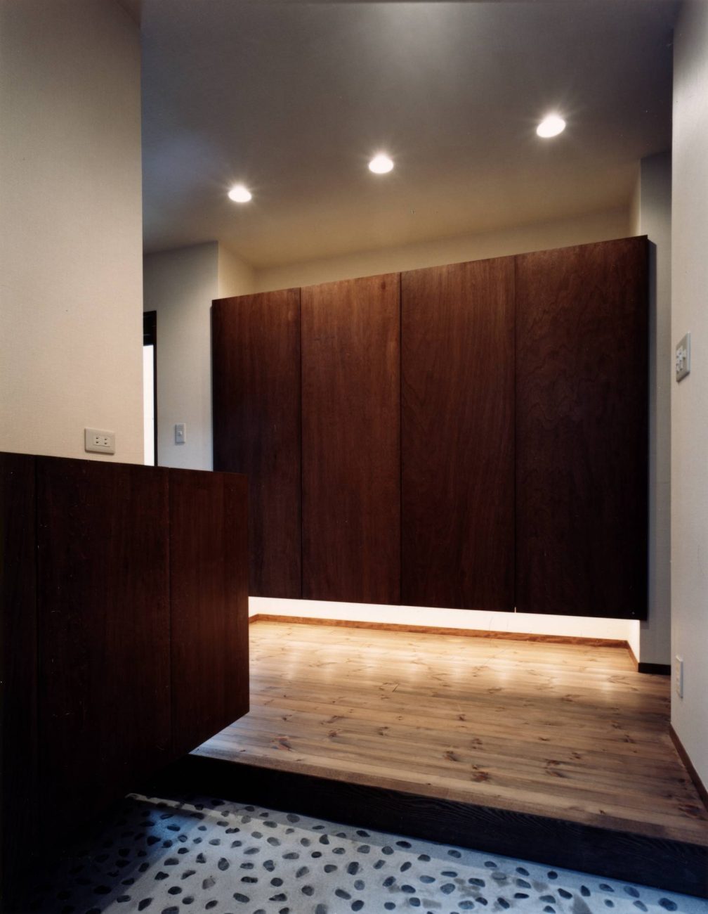 注文住宅・デザイン住宅建築実例_玄関