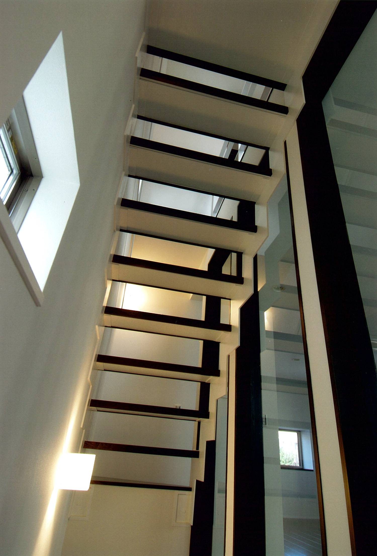 注文住宅・デザイン住宅建築実例_階段