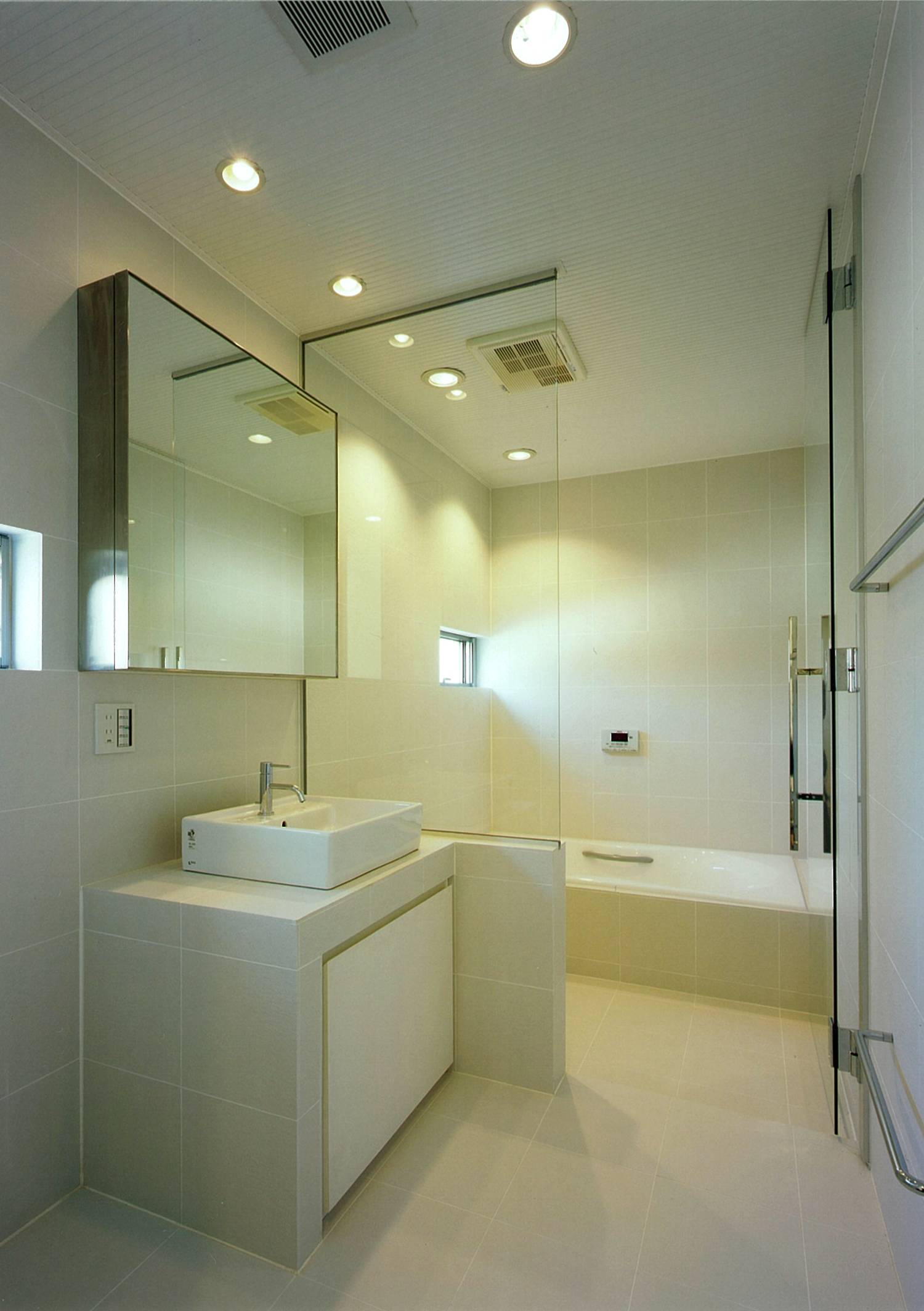 注文住宅・デザイン住宅建築実例_浴室・洗面所