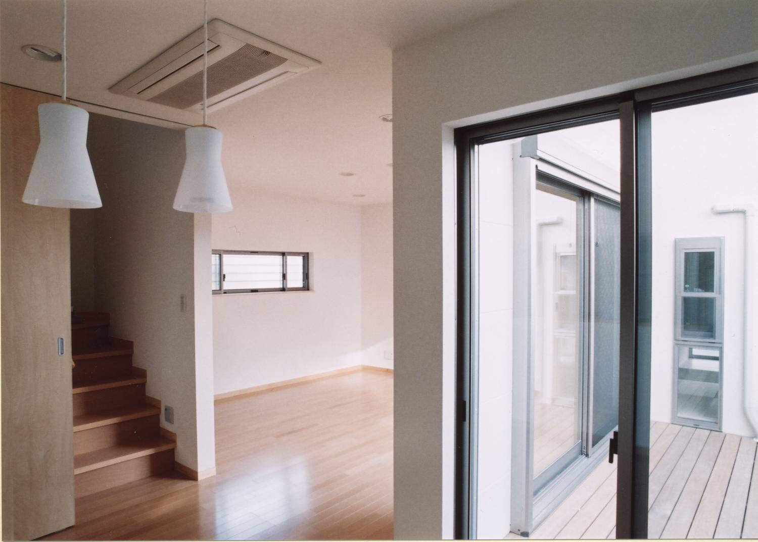 注文住宅・デザイン住宅建築実例_階段