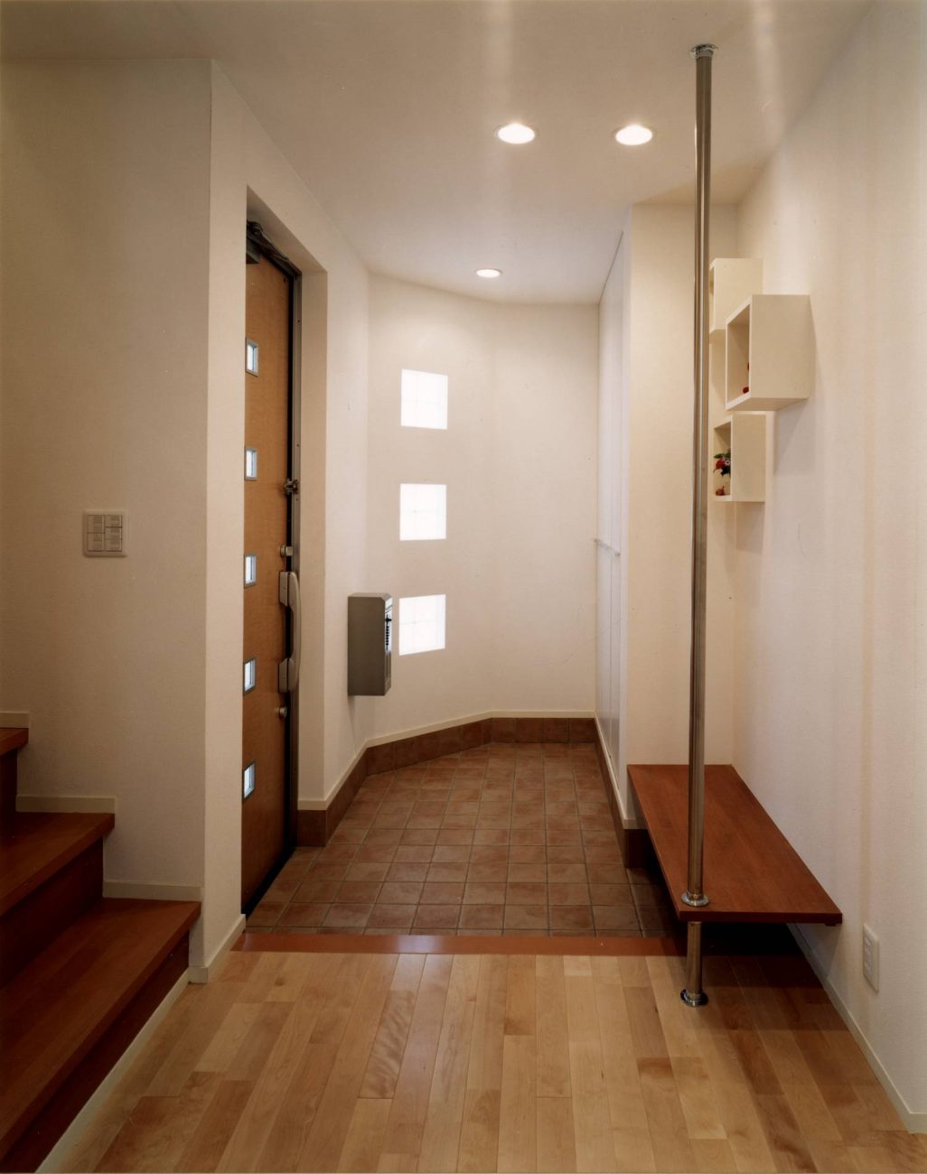 注文住宅・デザイン住宅建築実例_玄関