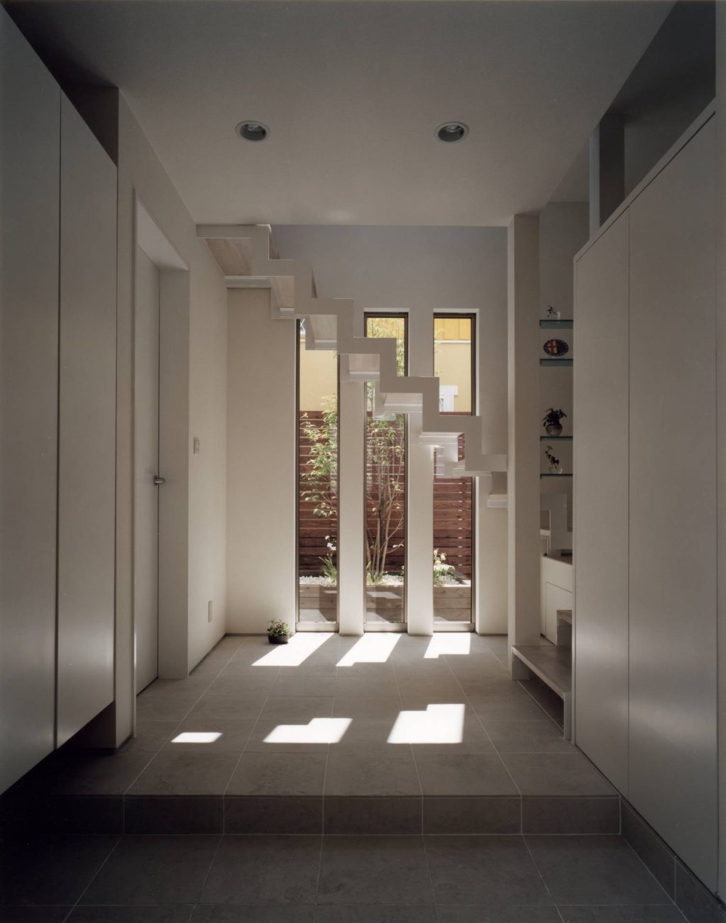 注文住宅・デザイン住宅建築実例_玄関