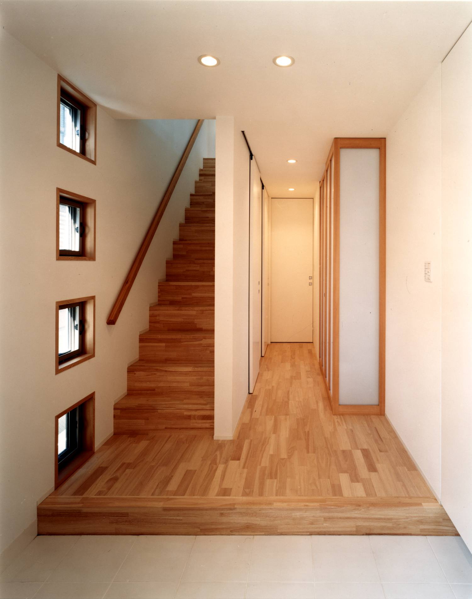 注文住宅・デザイン住宅建築実例_玄関