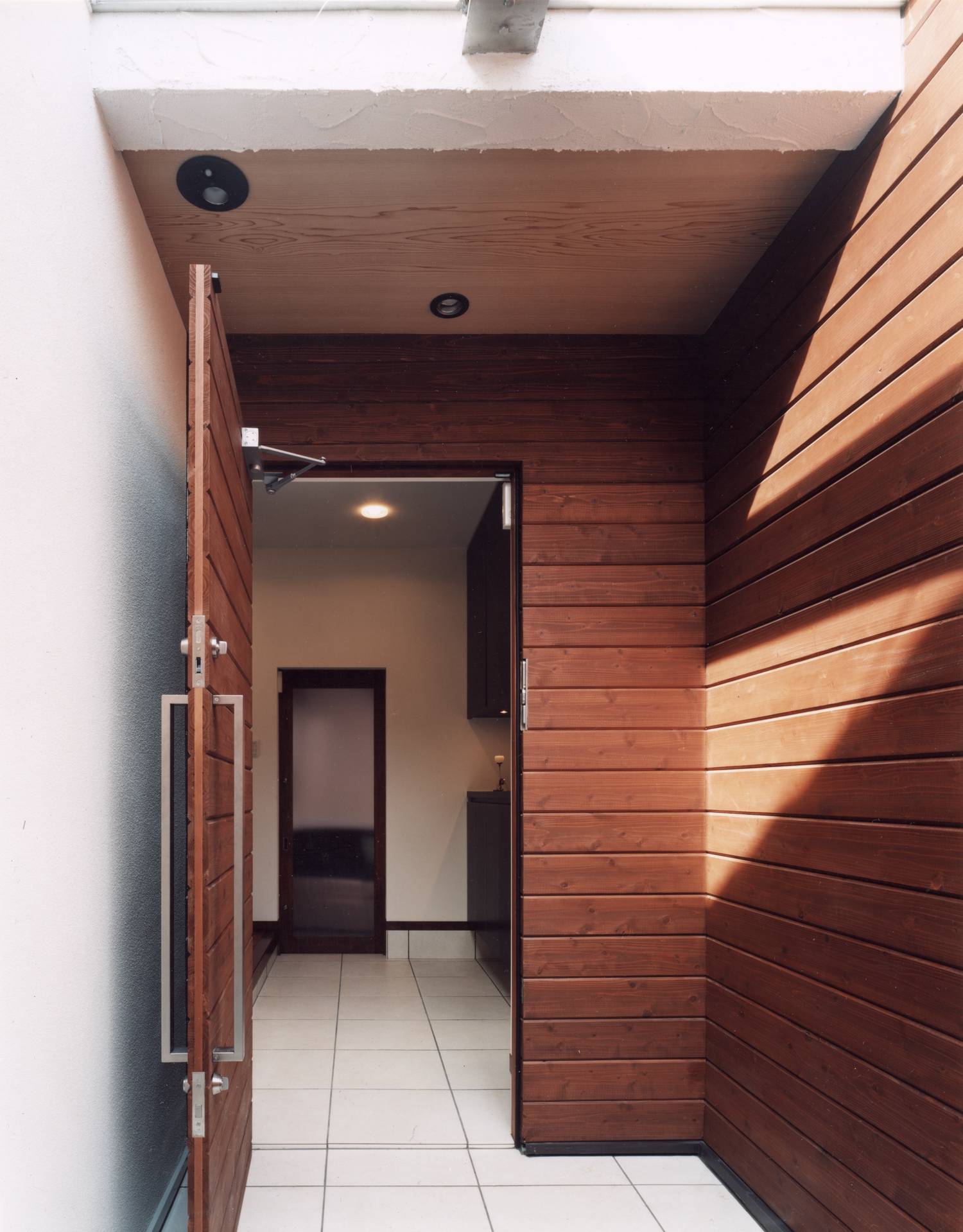 注文住宅・デザイン住宅建築実例_玄関