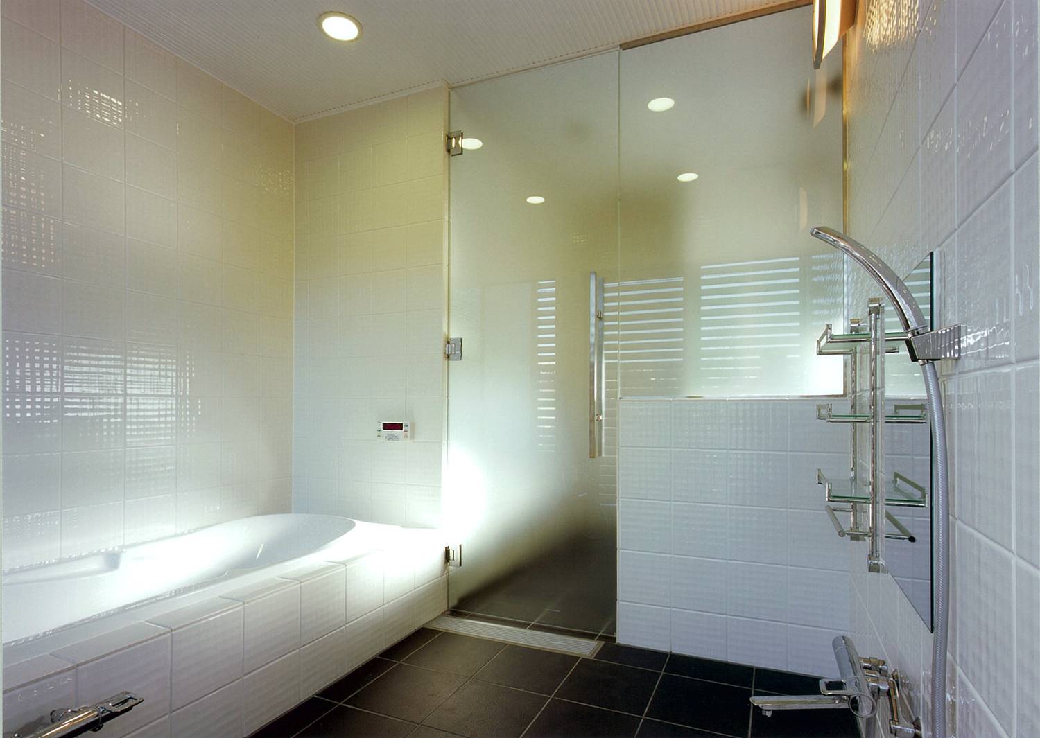 注文住宅・デザイン住宅建築実例_浴室・洗面所