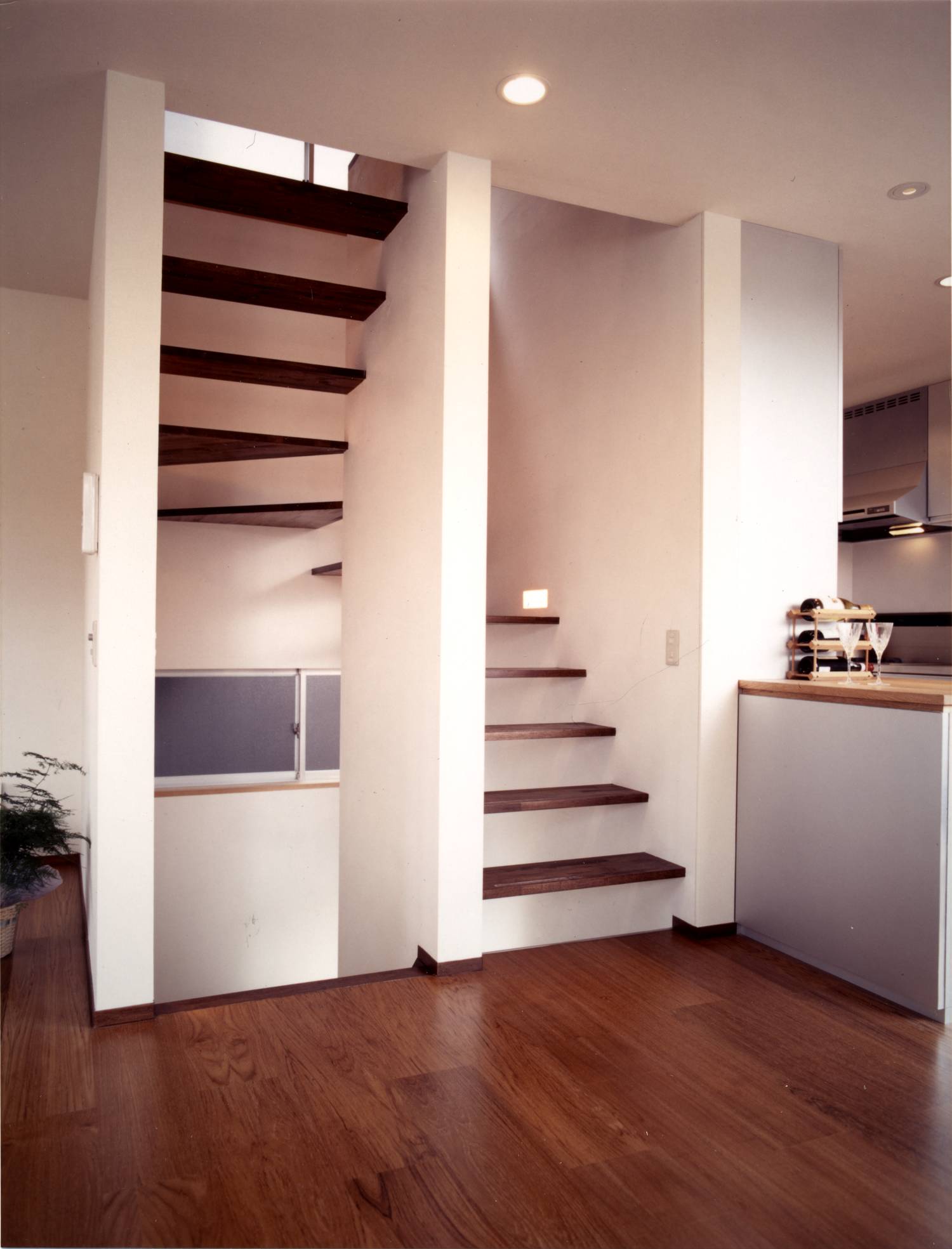 注文住宅・デザイン住宅建築実例_階段