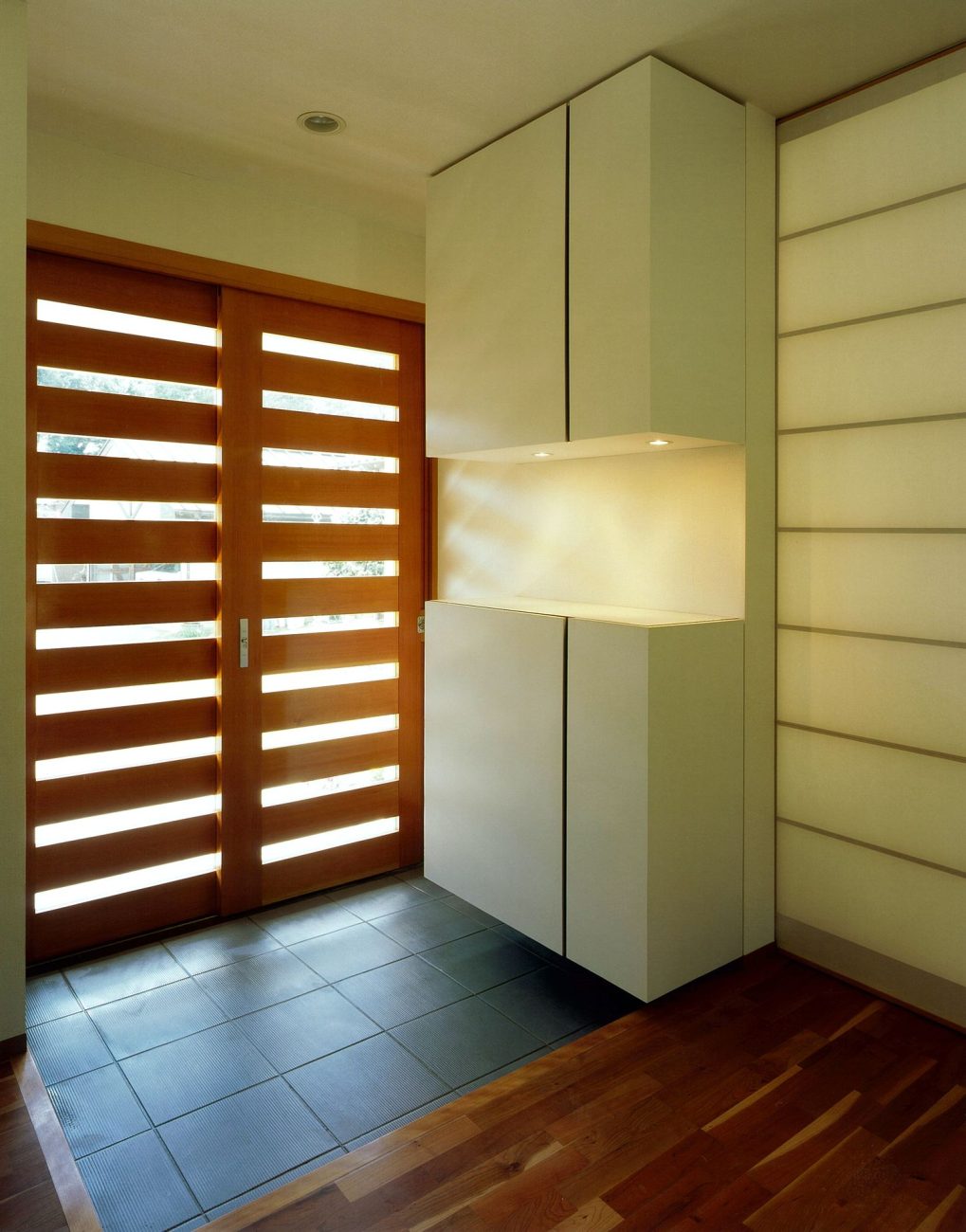 注文住宅・デザイン住宅建築実例_玄関