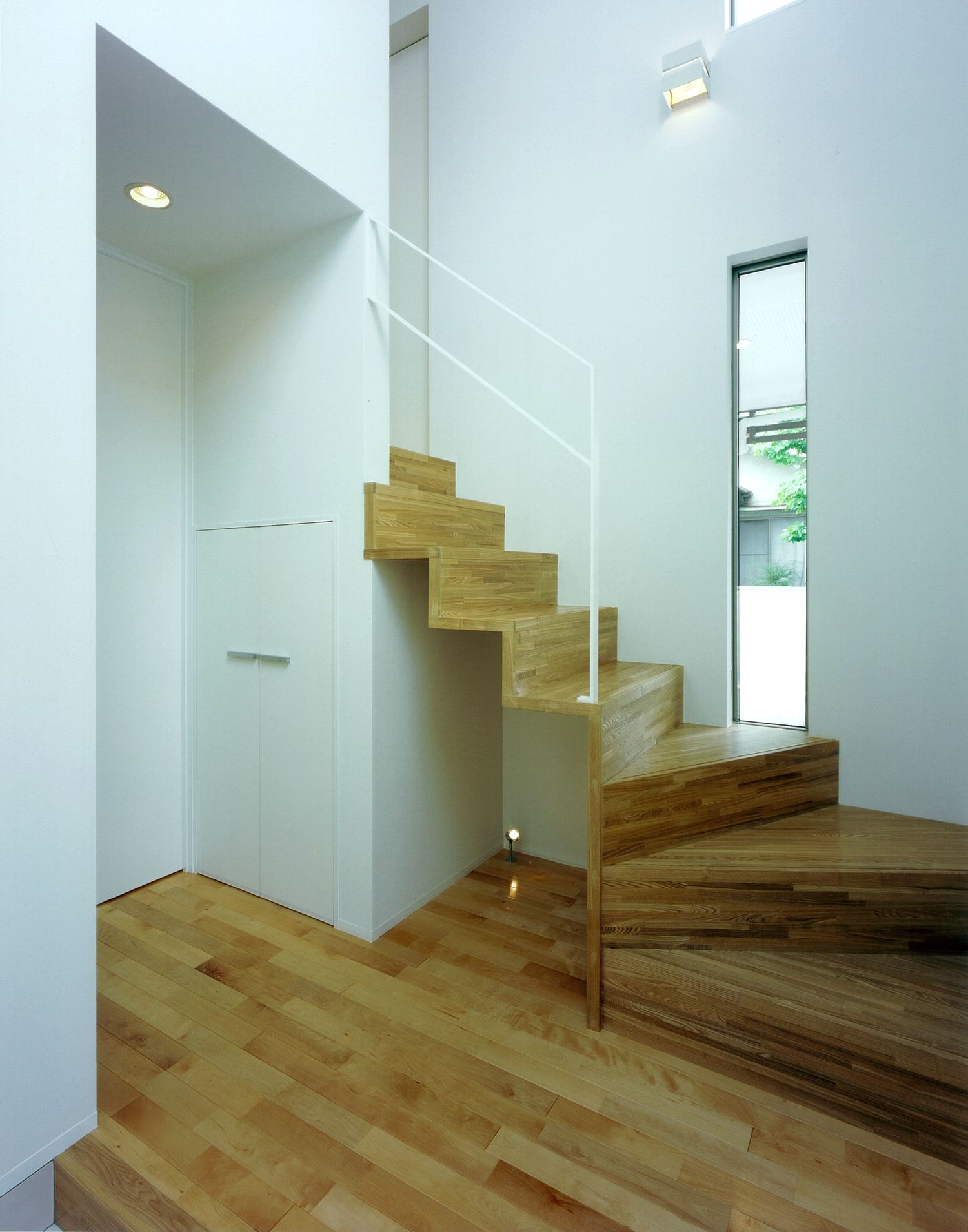 注文住宅・デザイン住宅建築実例_階段